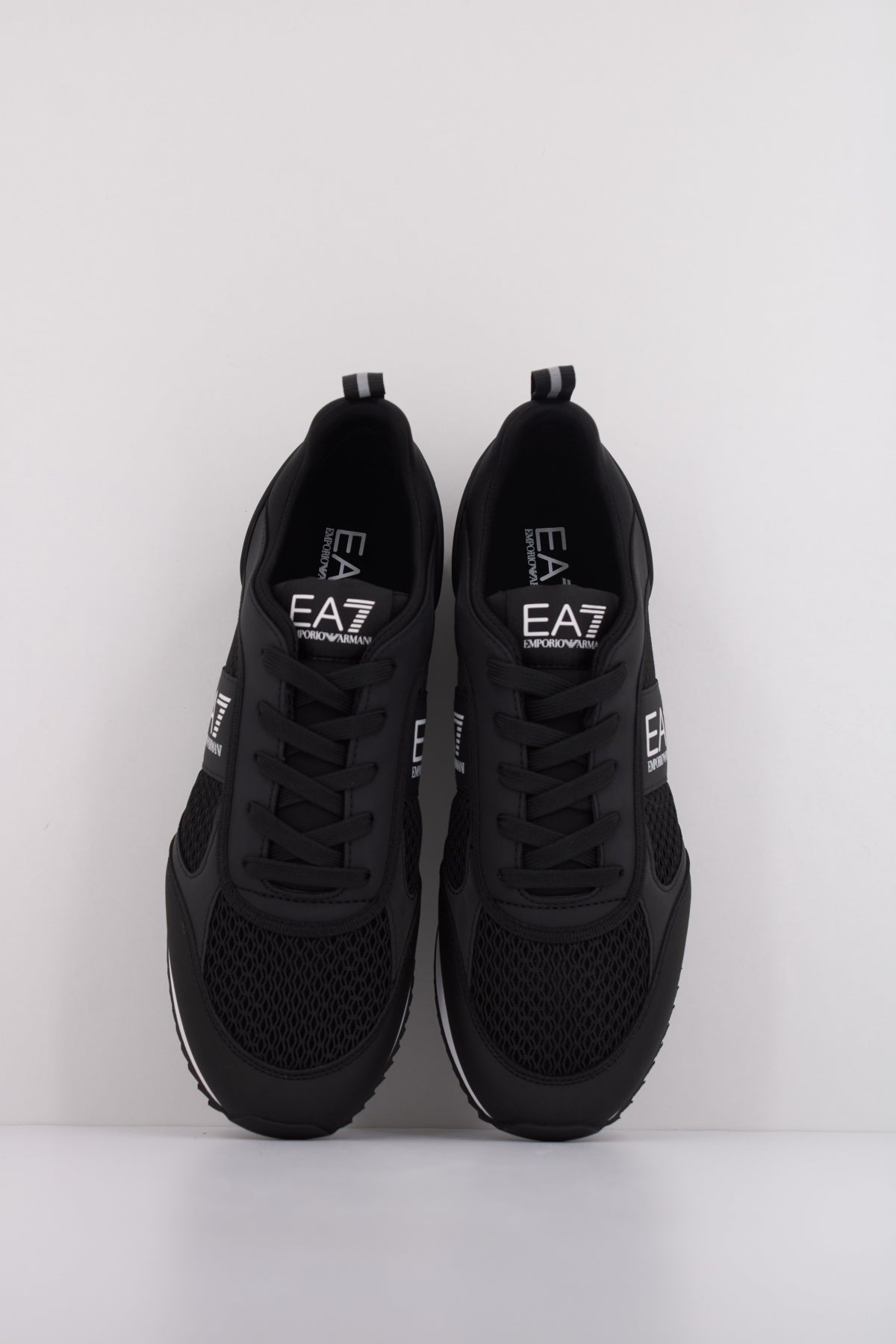 EA X en color NEGRO  (3)