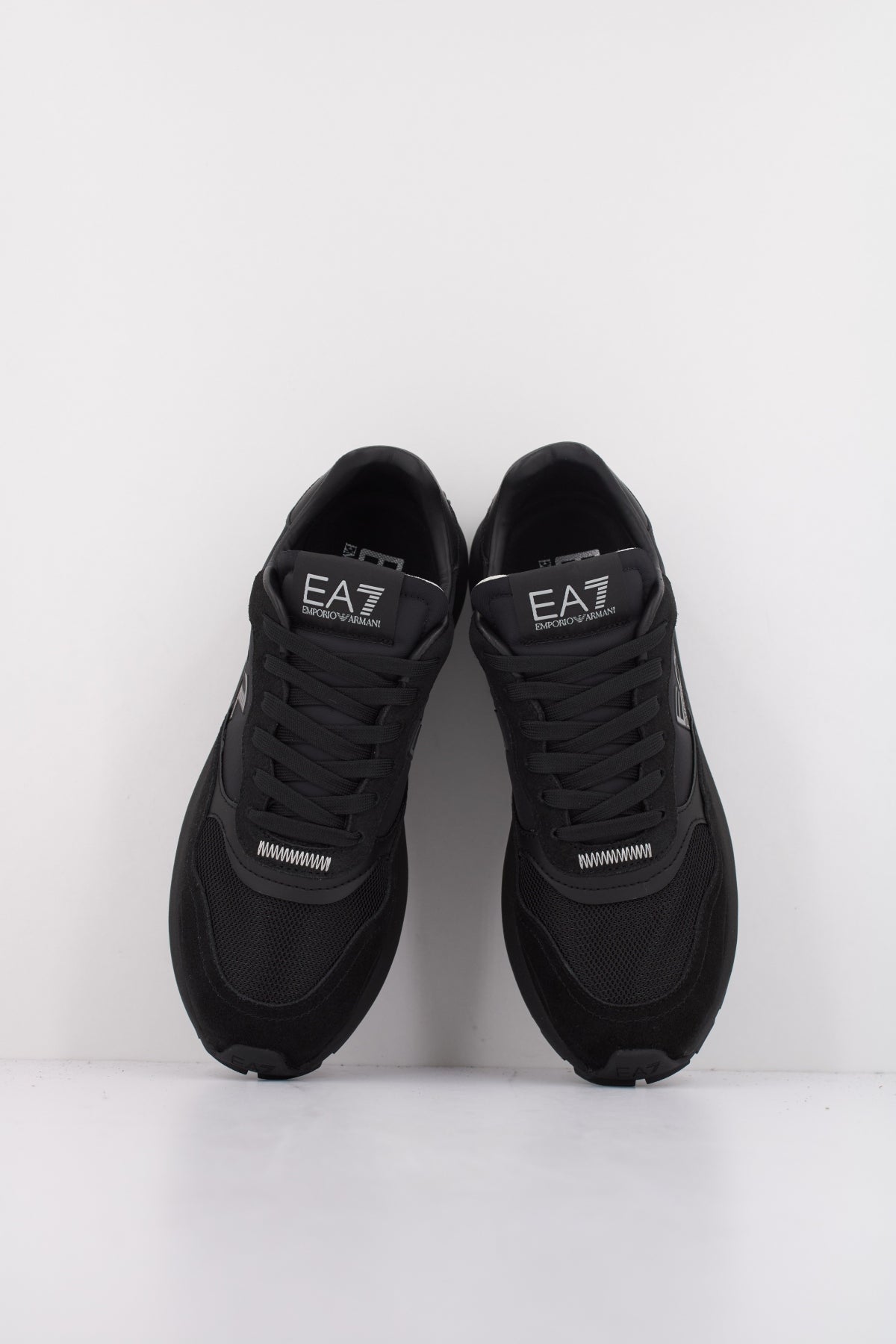 EA BY EMPORIO ARMANI X en color NEGRO  (3)