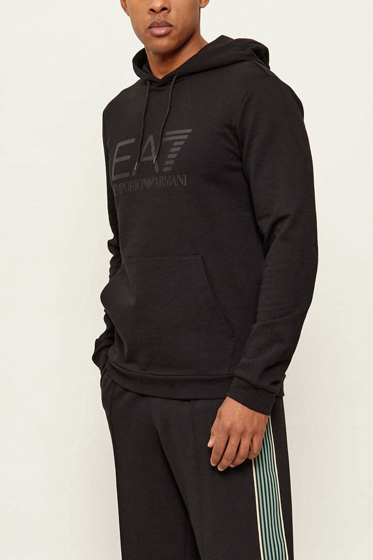 EMPORIO ARMANI M AF en color NEGRO  (1)
