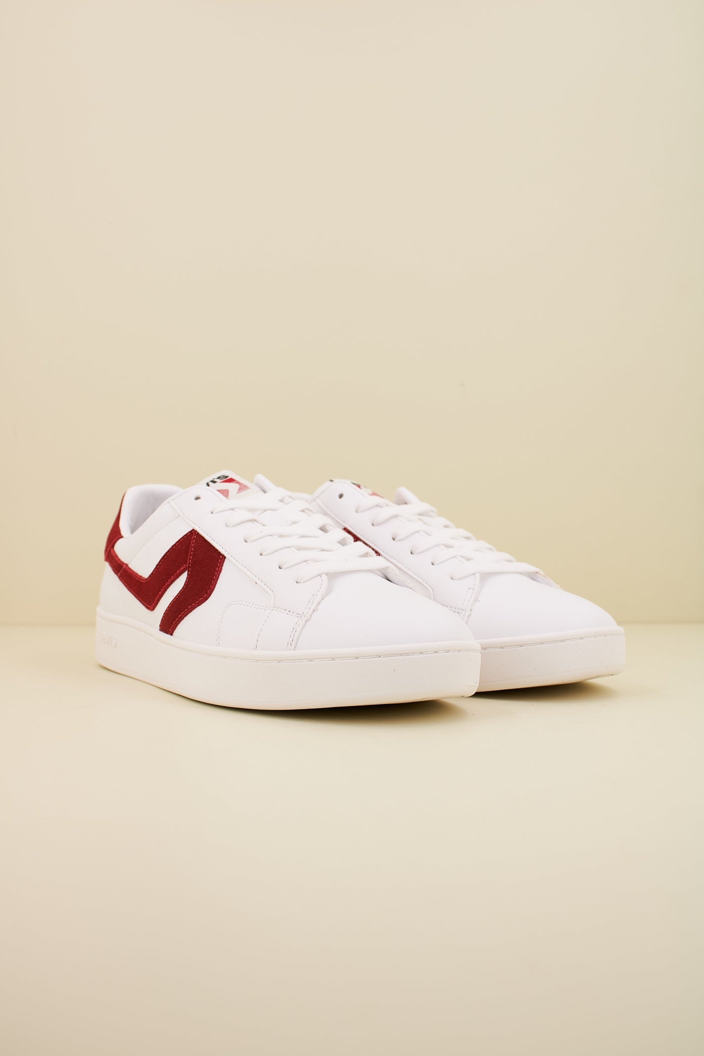 LEVI'S    en color BLANCO  (2)