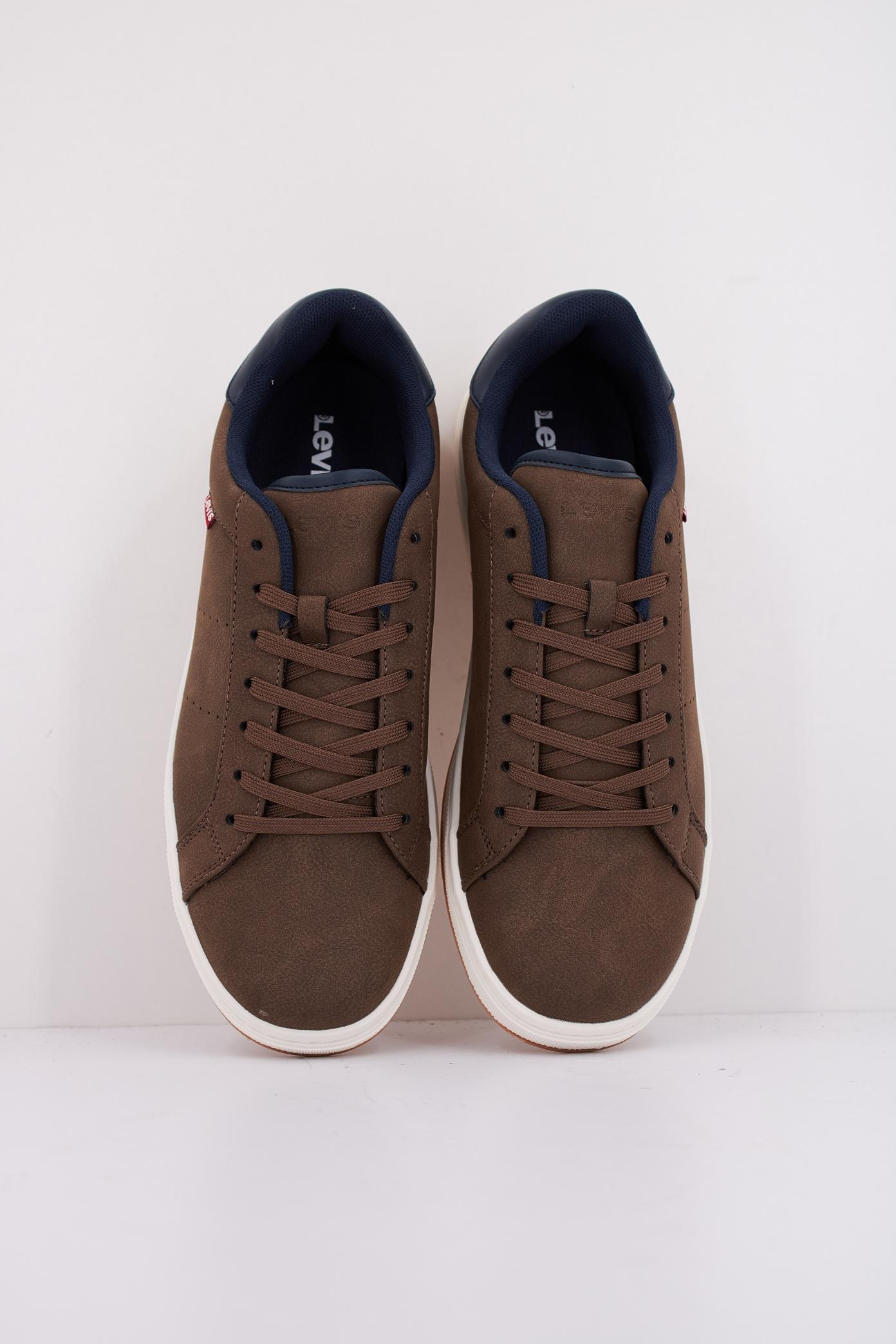 LEVI'S PIPER en color MARRON  (3)