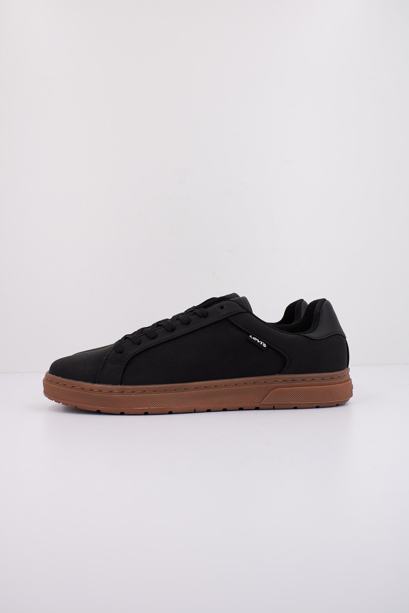LEVI'S PIPER en color NEGRO  (1)