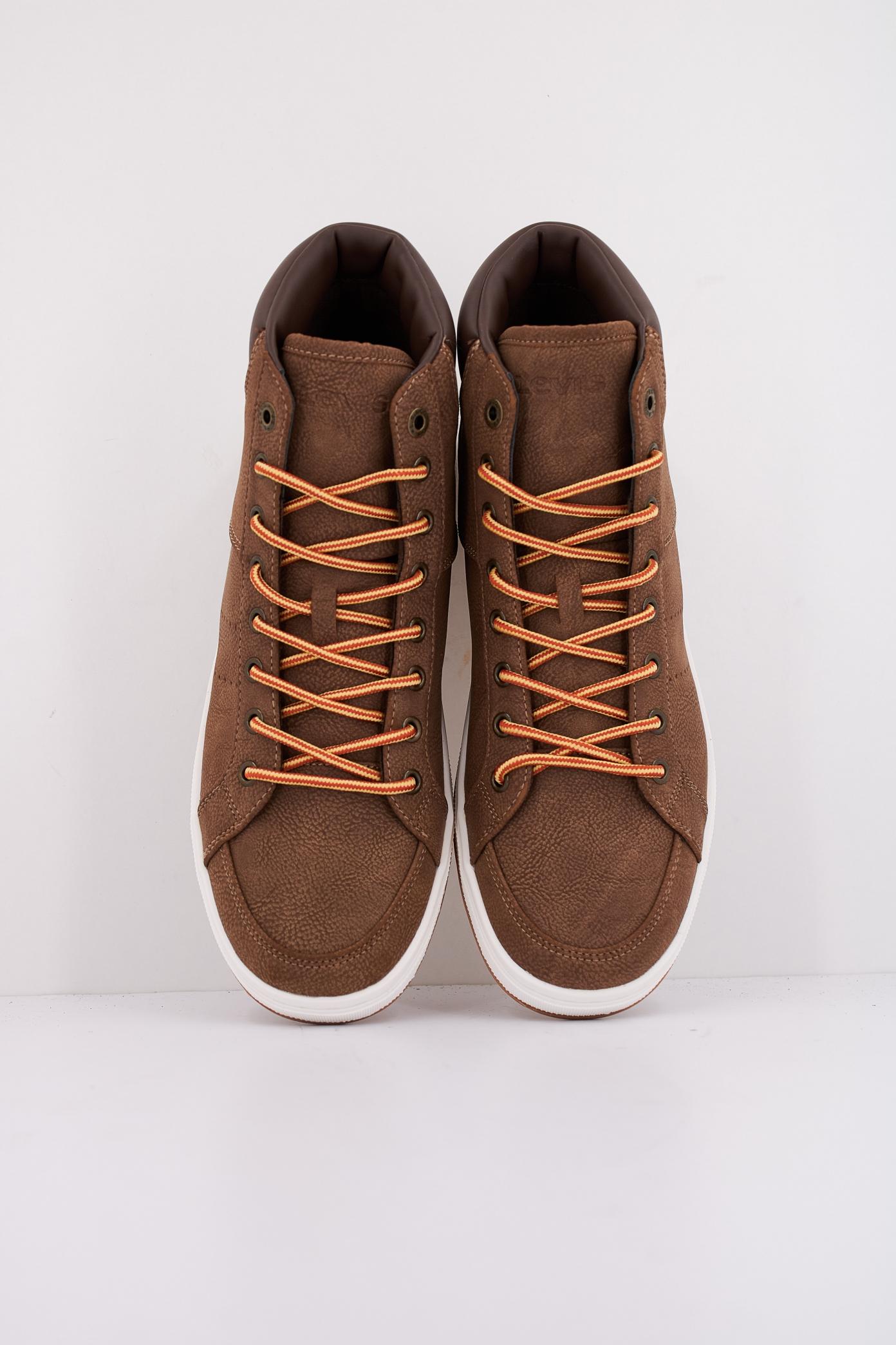 LEVI'S    en color MARRON  (3)