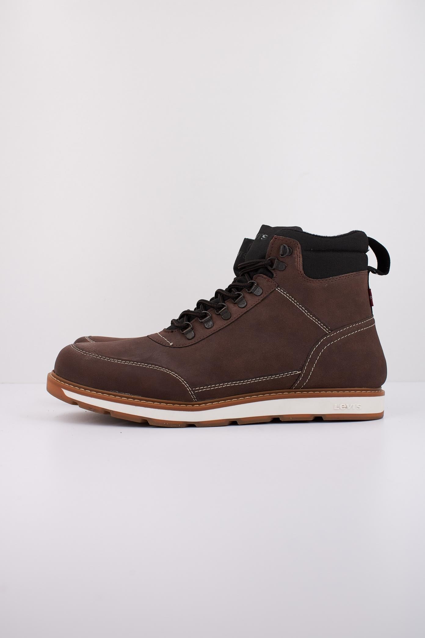 LEVI'S   en color MARRON  (1)