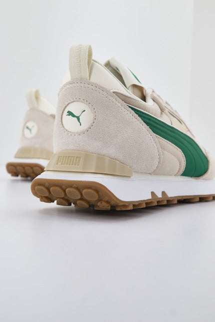 PUMA  RIDER FV POP FS en color BEIS  (4)