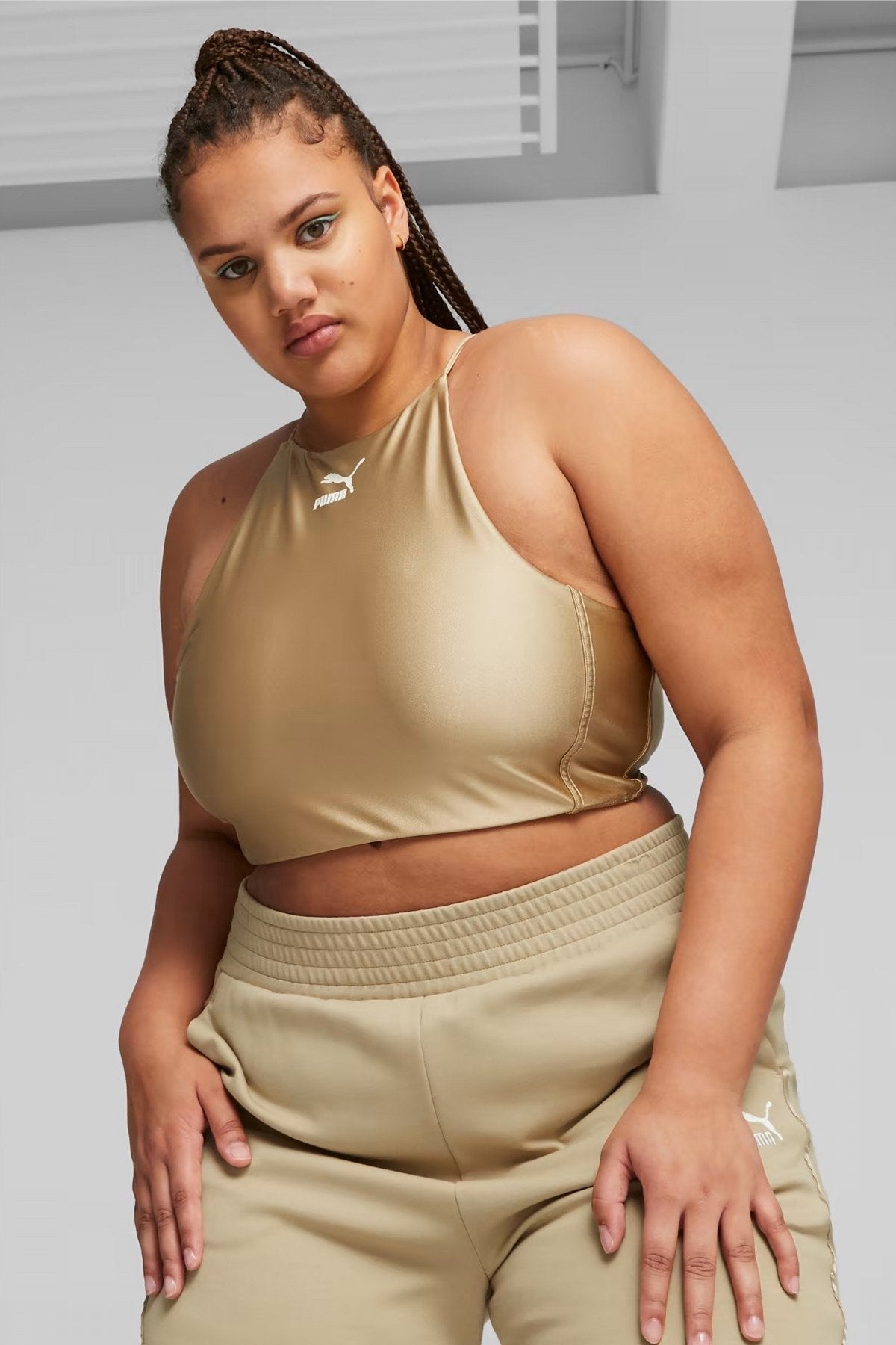 PUMA T SHINY CROP TOP en color BRONCE  (1)