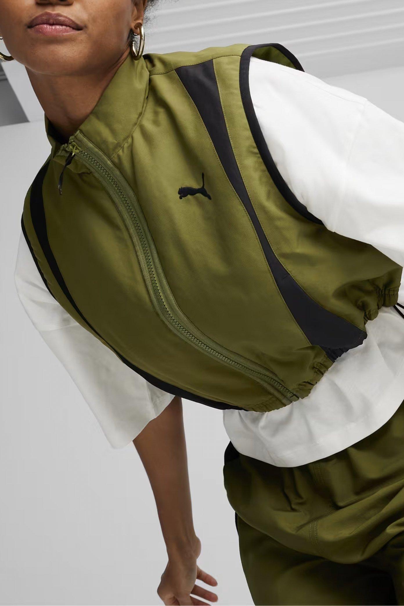 PUMA TO WOVEN VEST en color VERDE  (1)