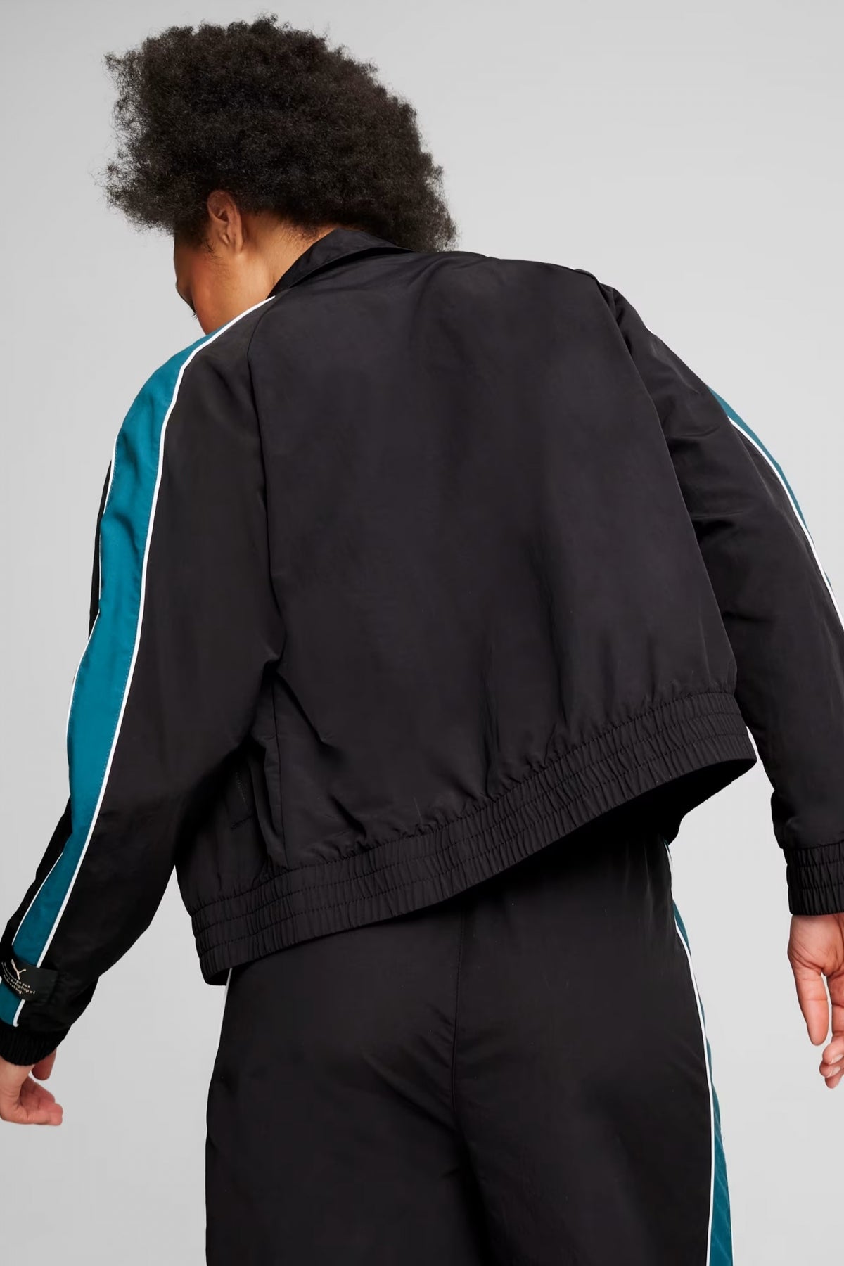 PUMA T TRACK en color NEGRO  (3)