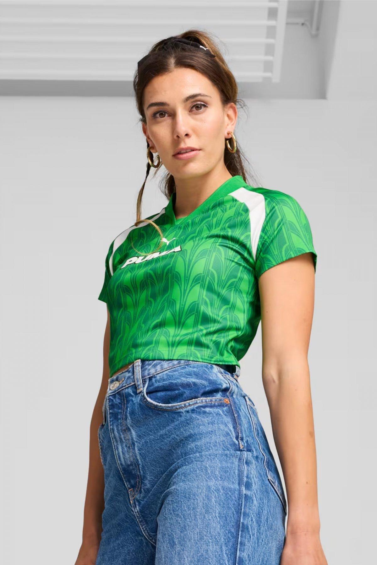 PUMA FOOTBALL JERSEY BABY TEE WOMAN en color VERDE  (1)