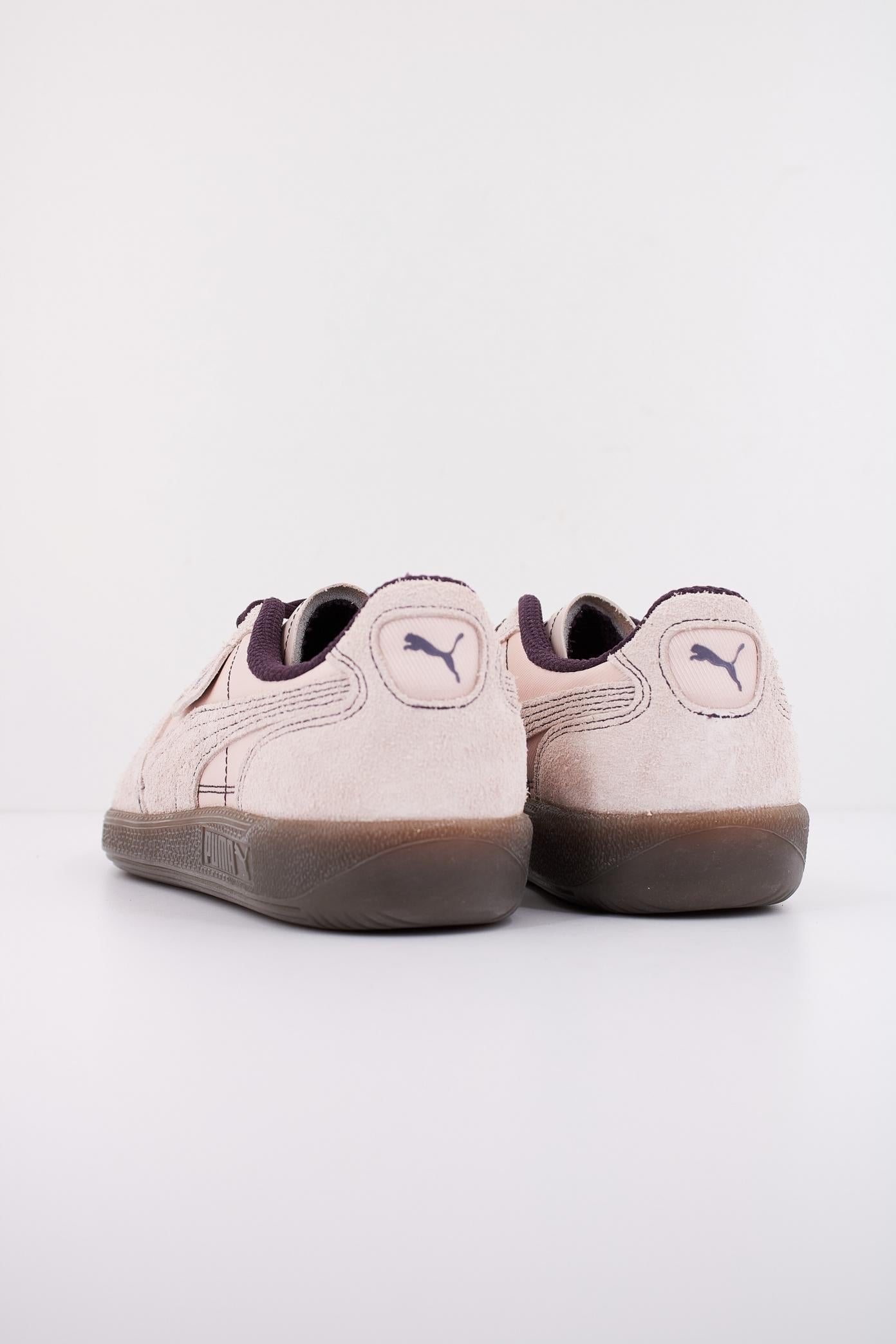 PUMA PALERMO CLOBBER DRESSCODE en color ROSA  (4)