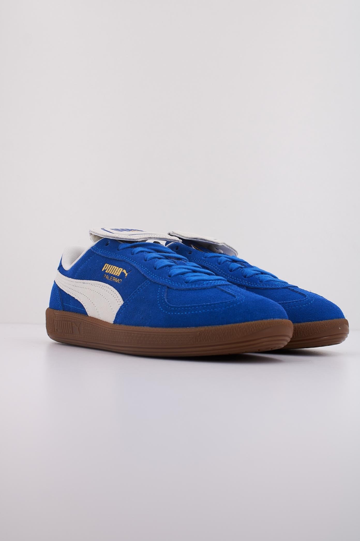 PUMA PREMIUM SUEDE en color AZUL  (2)