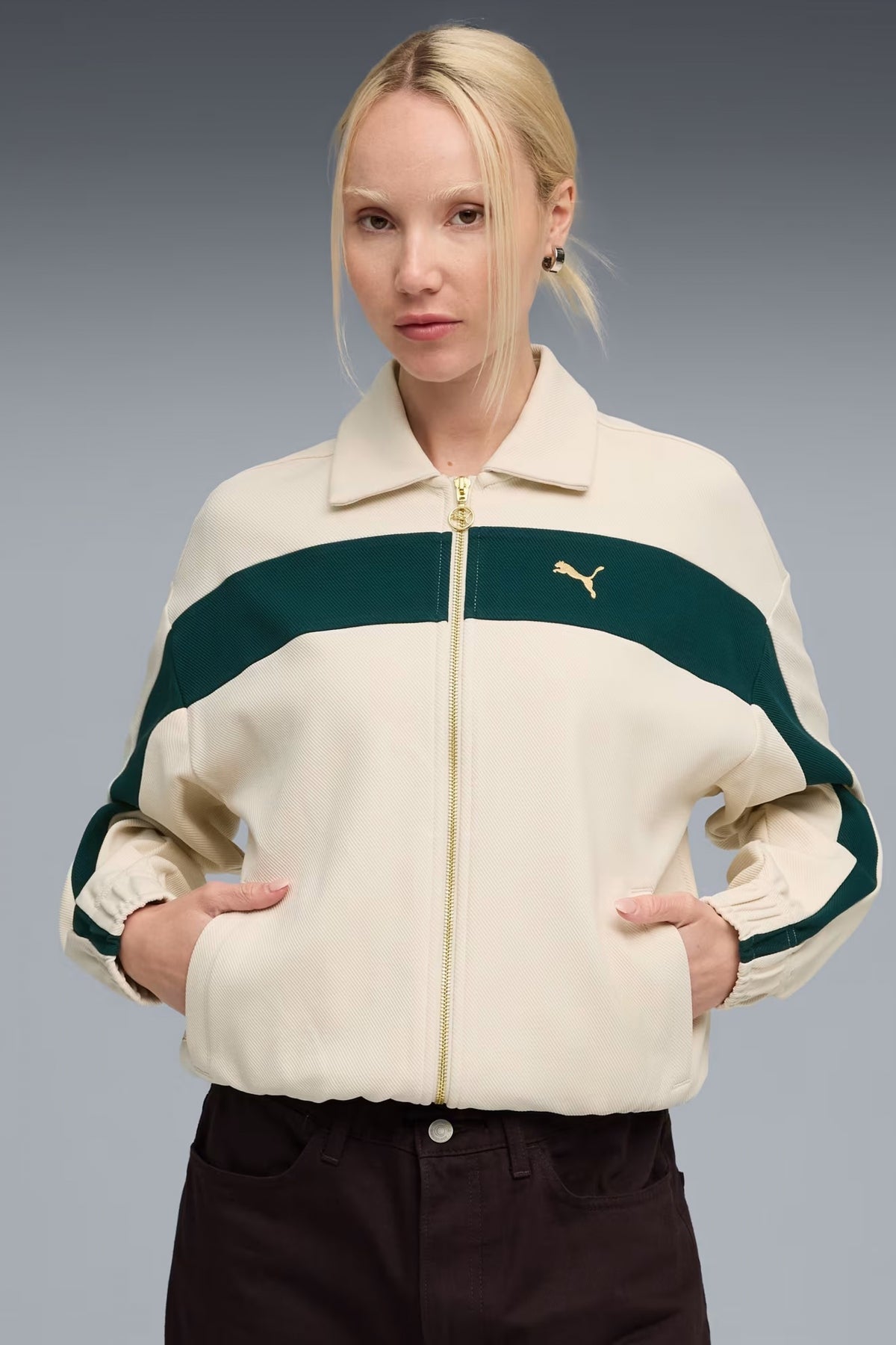 PUMA RELAXED TRACK JACKET en color BLANCO  (1)