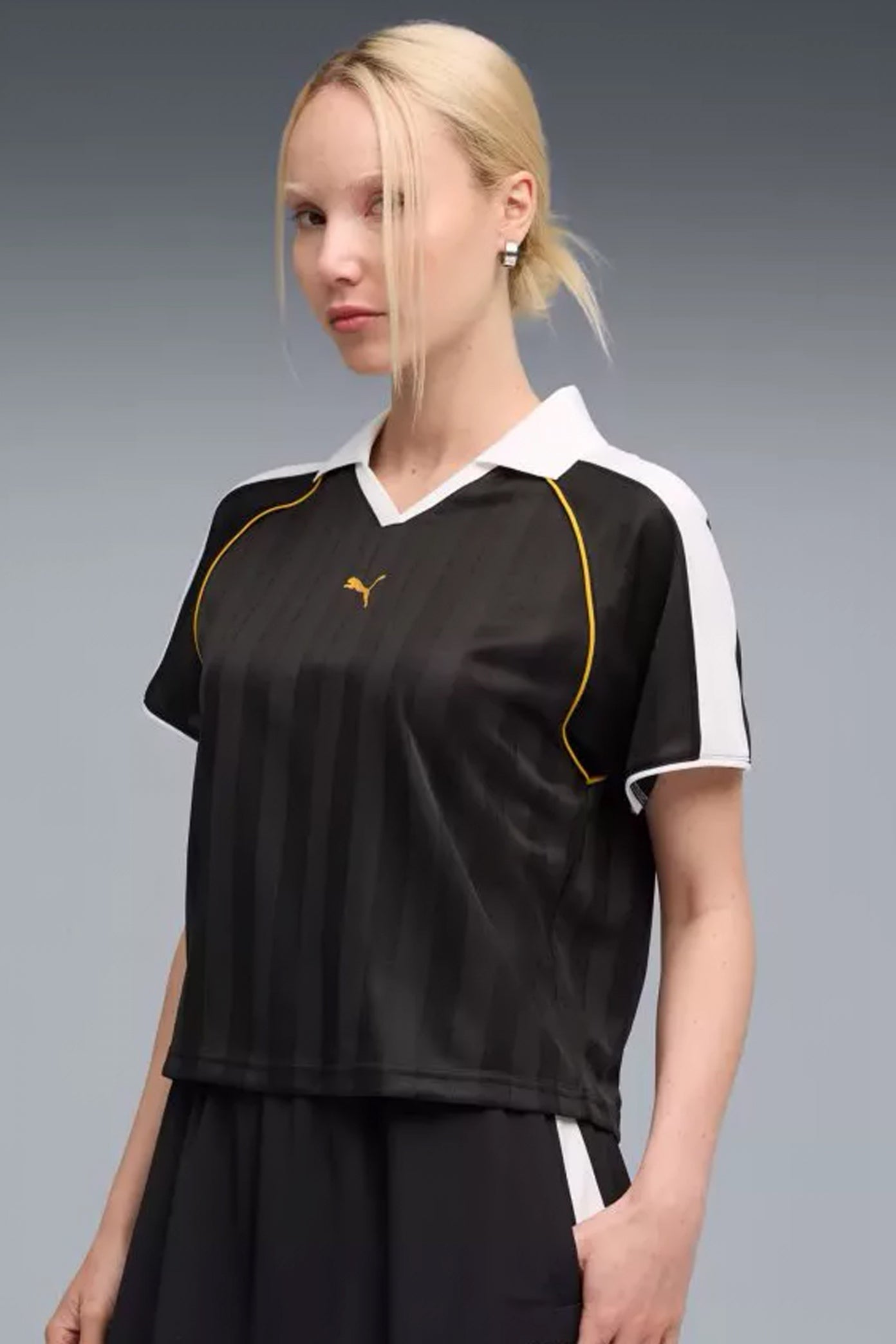 PUMA RELAXED FOOTBALL JERSEY en color NEGRO  (4)