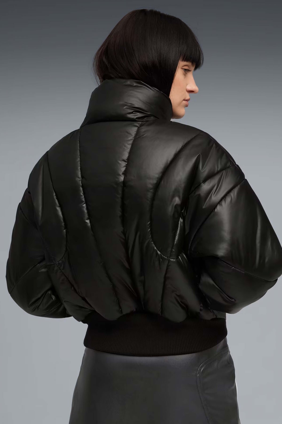 PUMA DARE TO PUFFER JACKET en color NEGRO  (3)