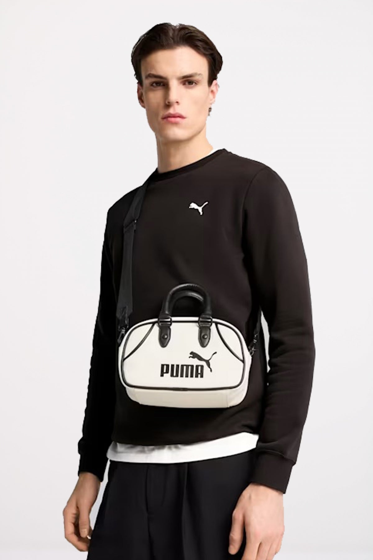 PUMA ARCHIVE MINI GRIP BAG en color BLANCO  (4)
