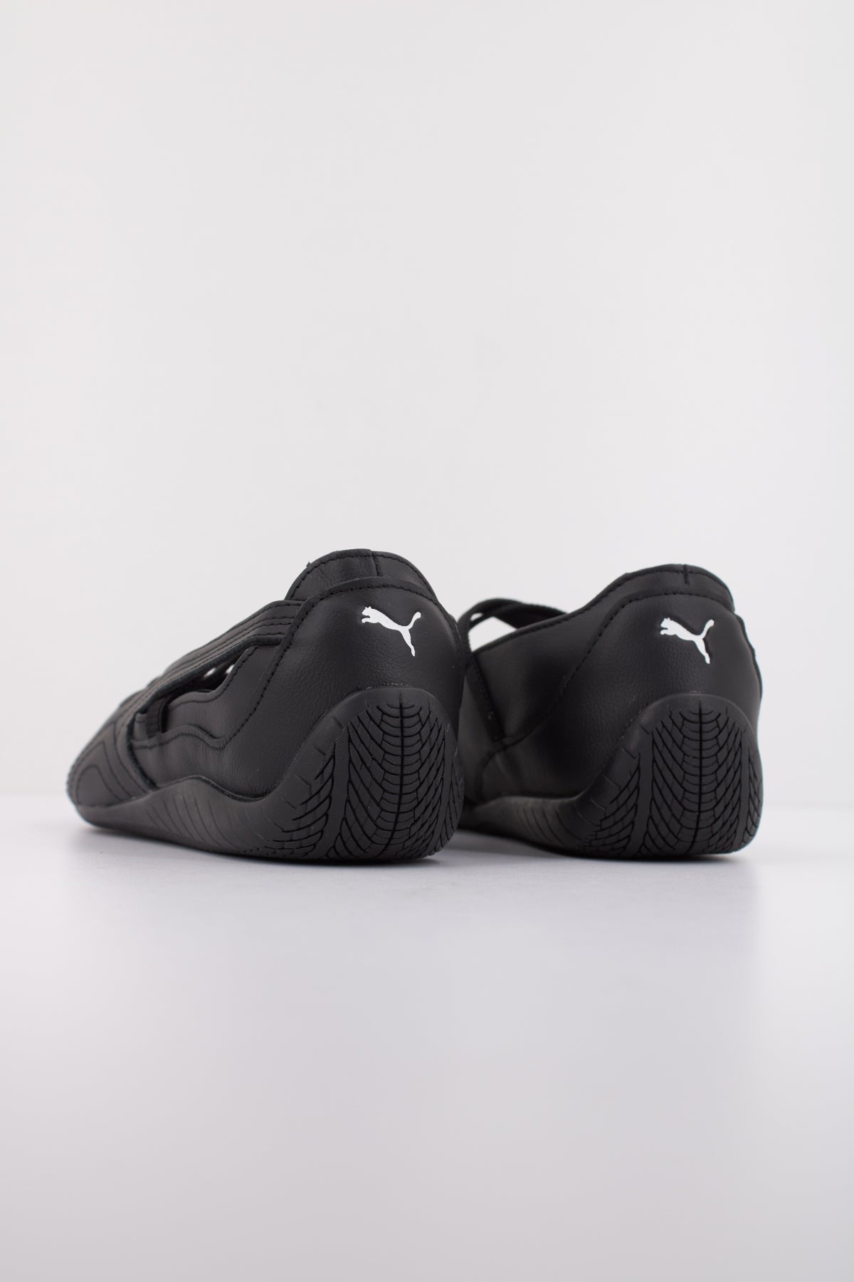 PUMA  SPEEDCAT LTH WNS  en color NEGRO  (4)