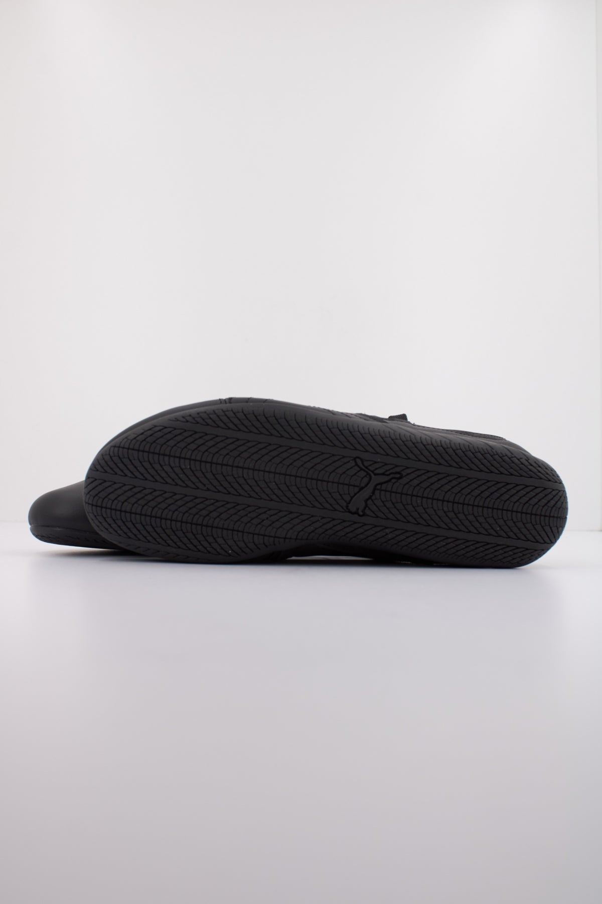 PUMA  SPEEDCAT LTH WNS  en color NEGRO  (5)