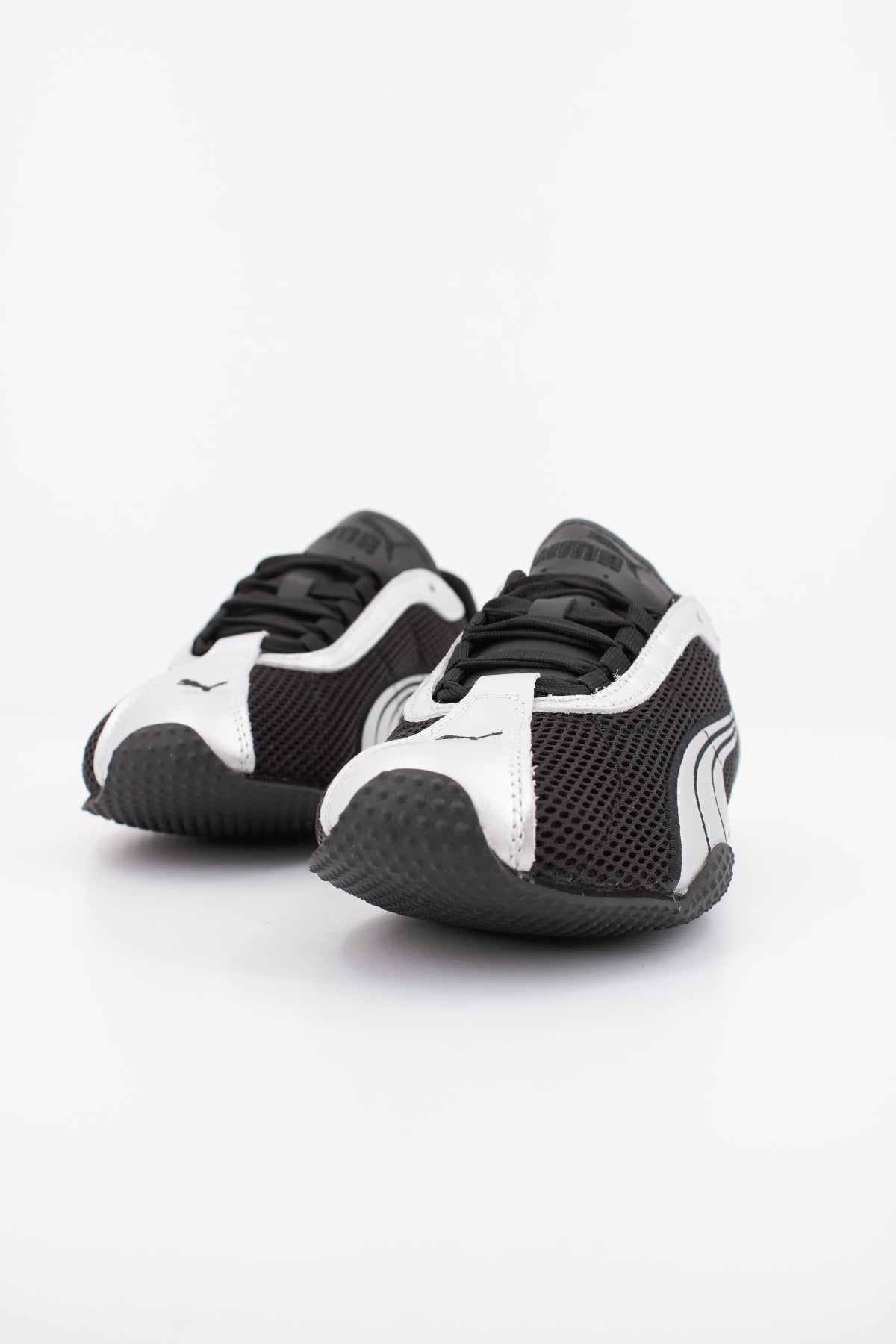 PUMA H STREET OG en color NEGRO  (2)