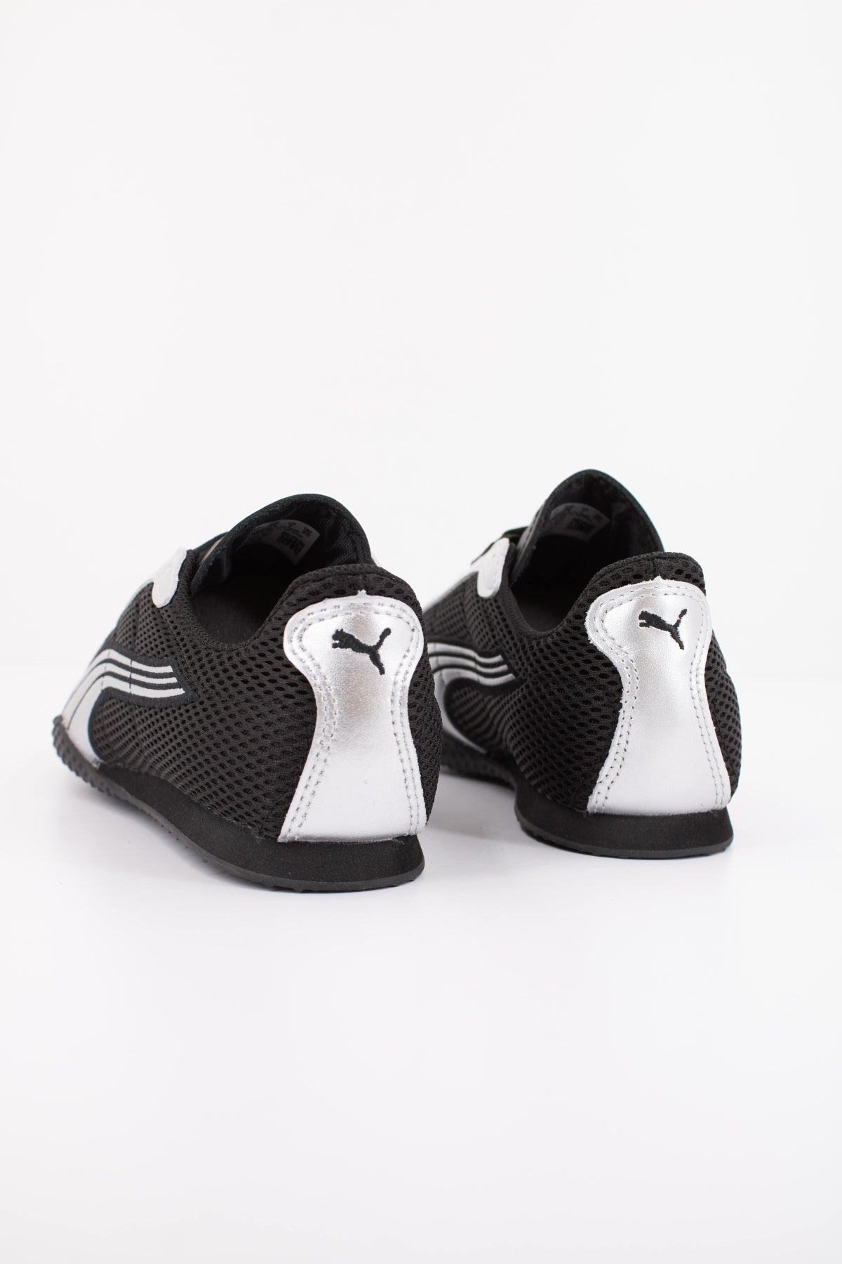PUMA H STREET OG en color NEGRO  (4)