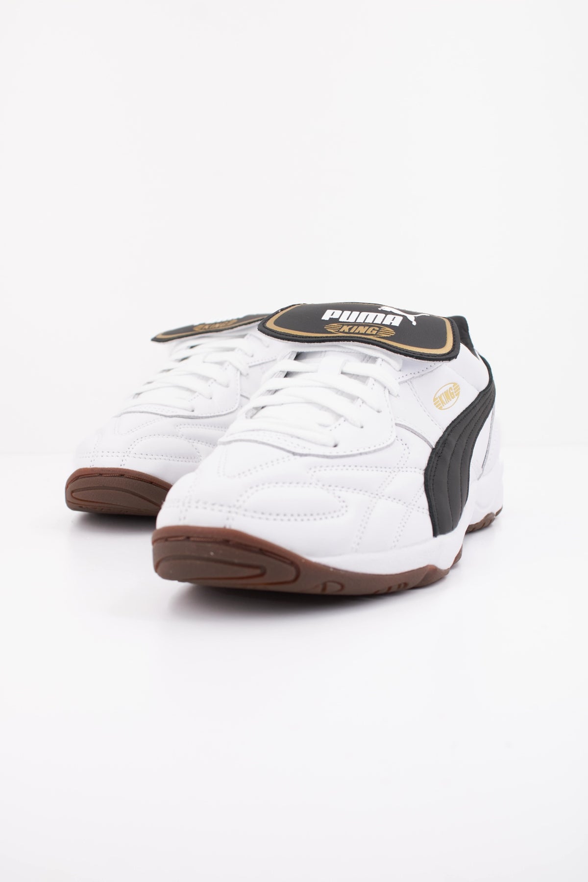 PUMA KING INDOOR en color BLANCO  (2)