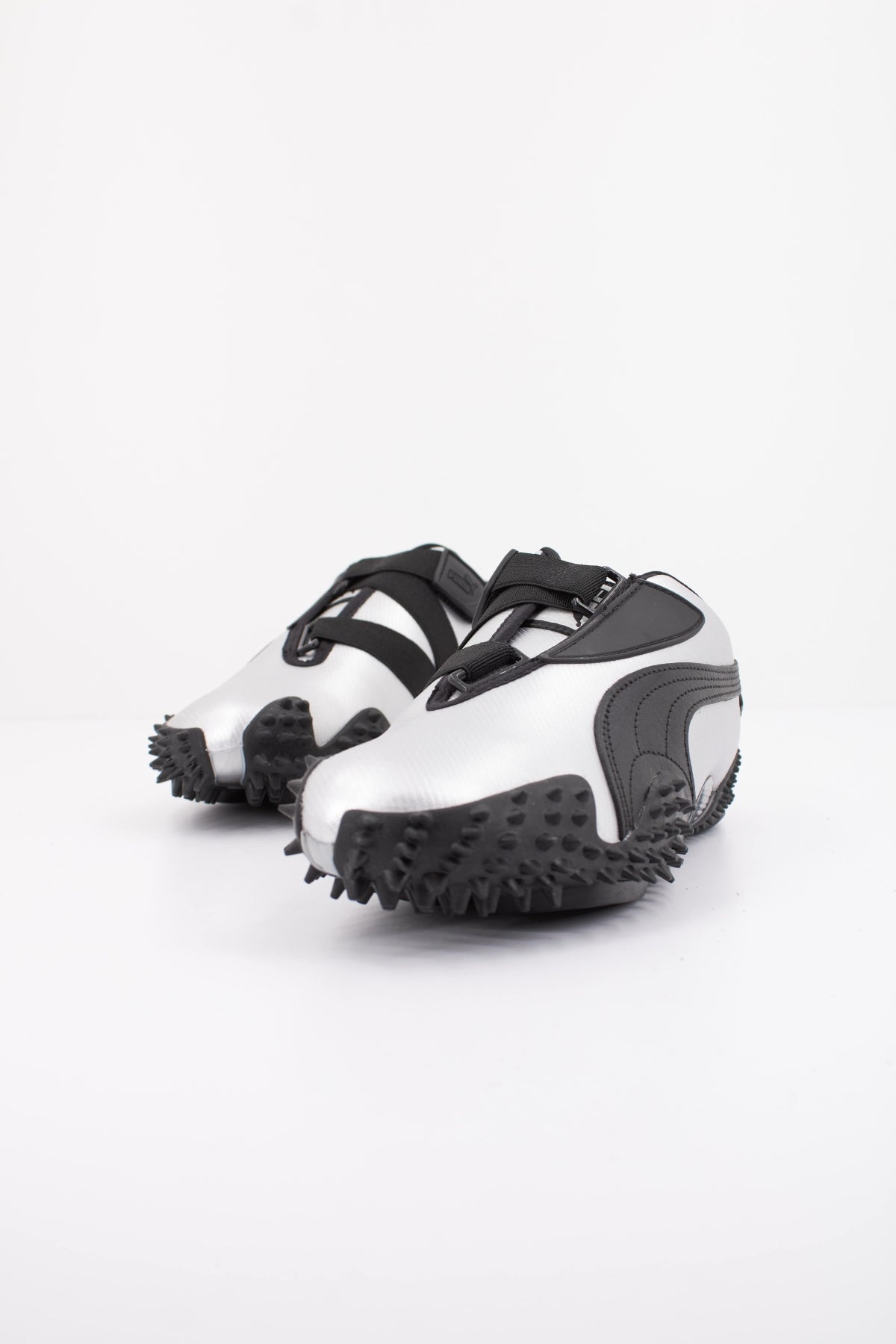 PUMA MOSTRO METAL en color PLATA  (2)