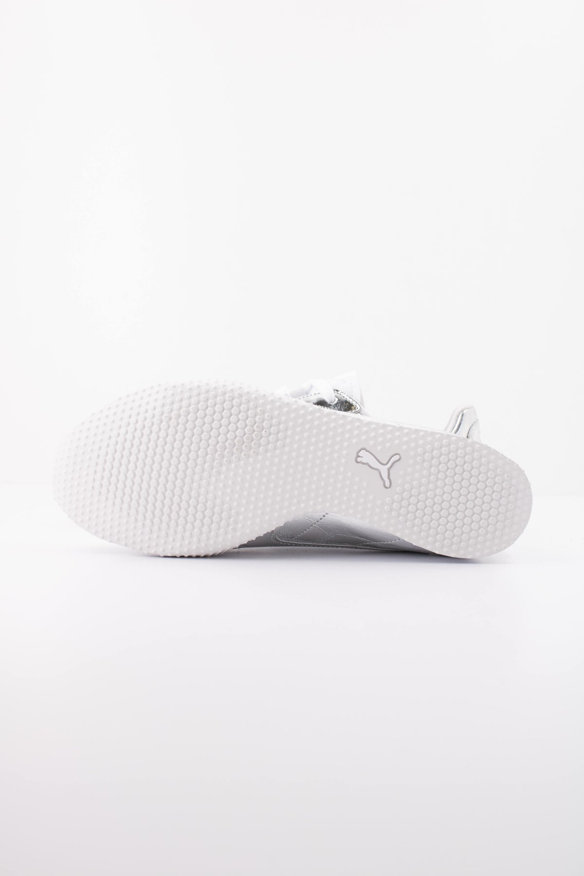 PUMA   en color PLATA  (5)