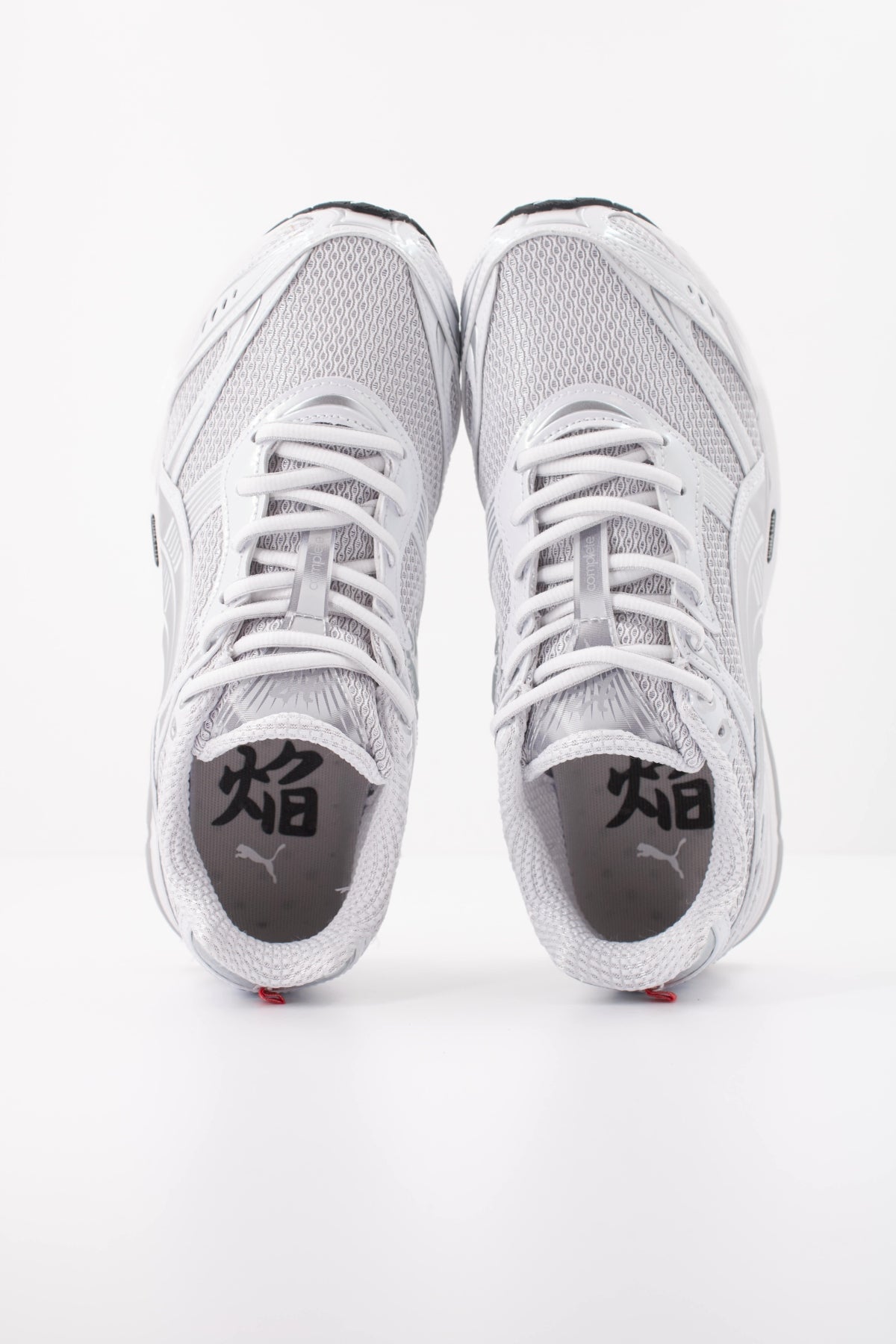 PUMA HOMURA OG en color PLATA  (3)