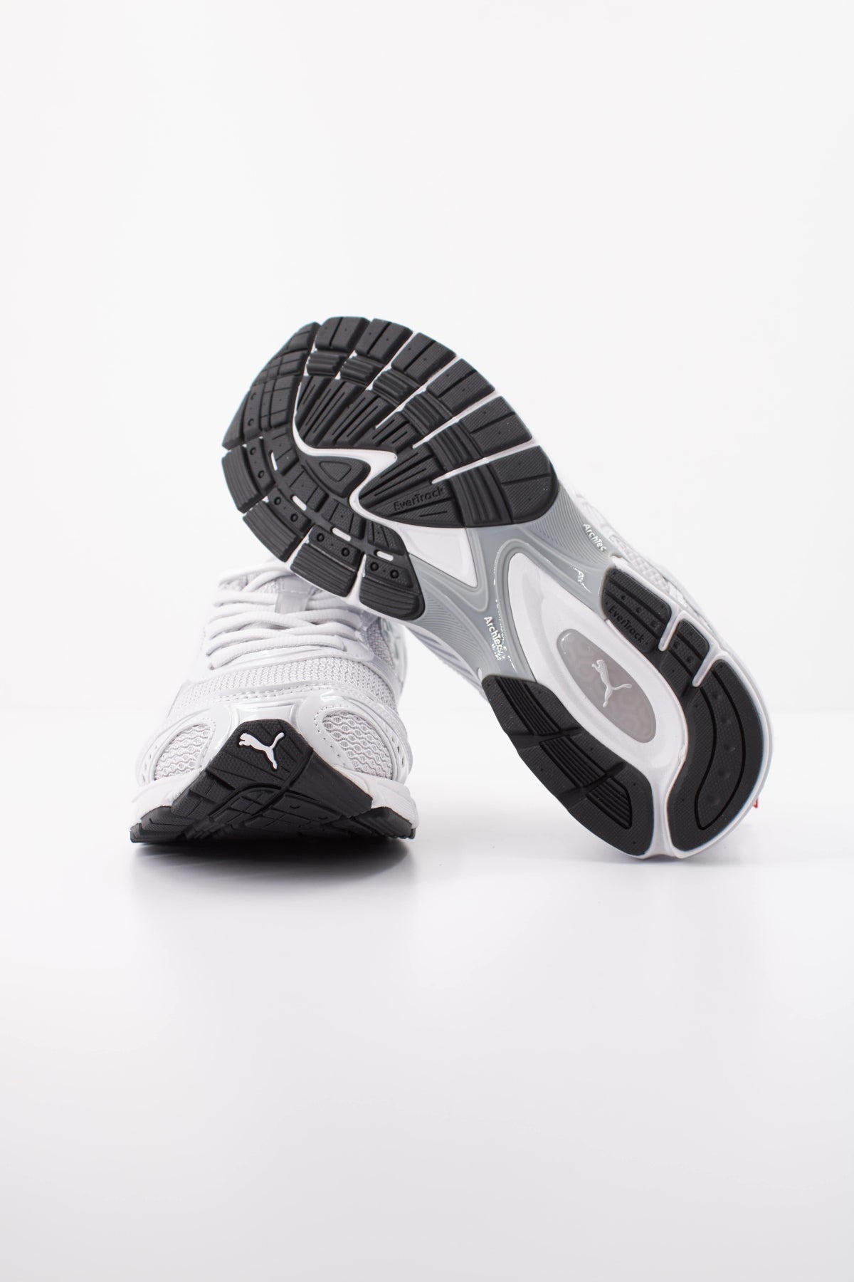 PUMA HOMURA OG en color PLATA  (5)