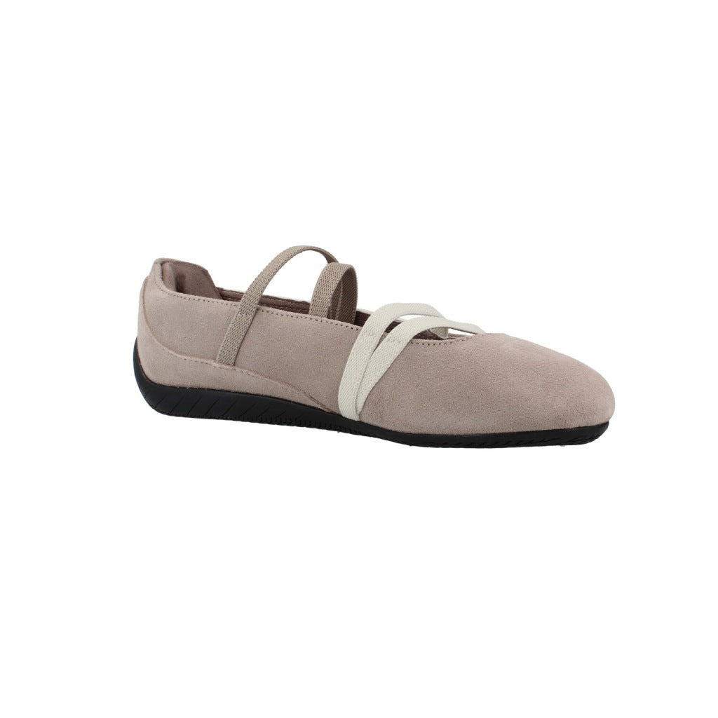 PUMA  en color BEIS  (5)