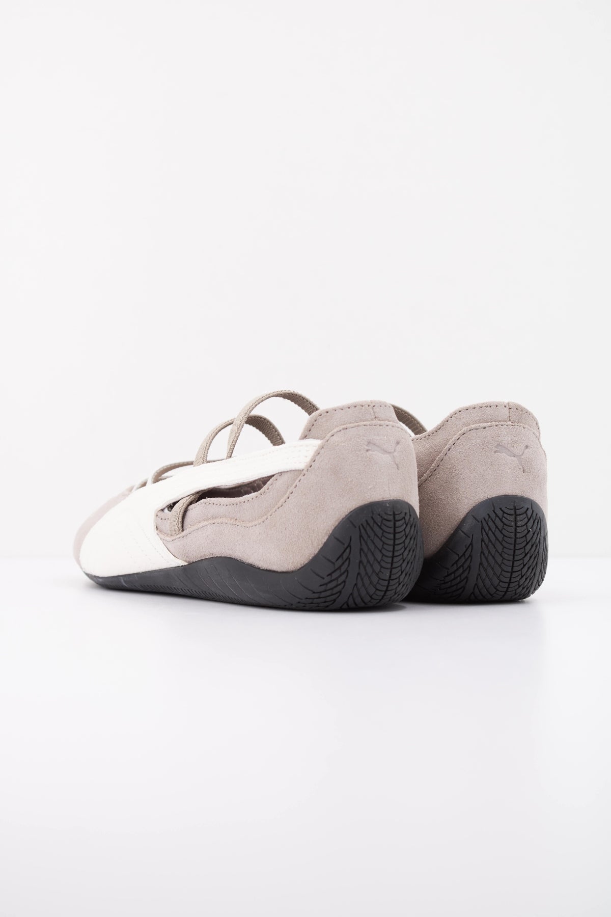 PUMA  en color BEIS  (4)