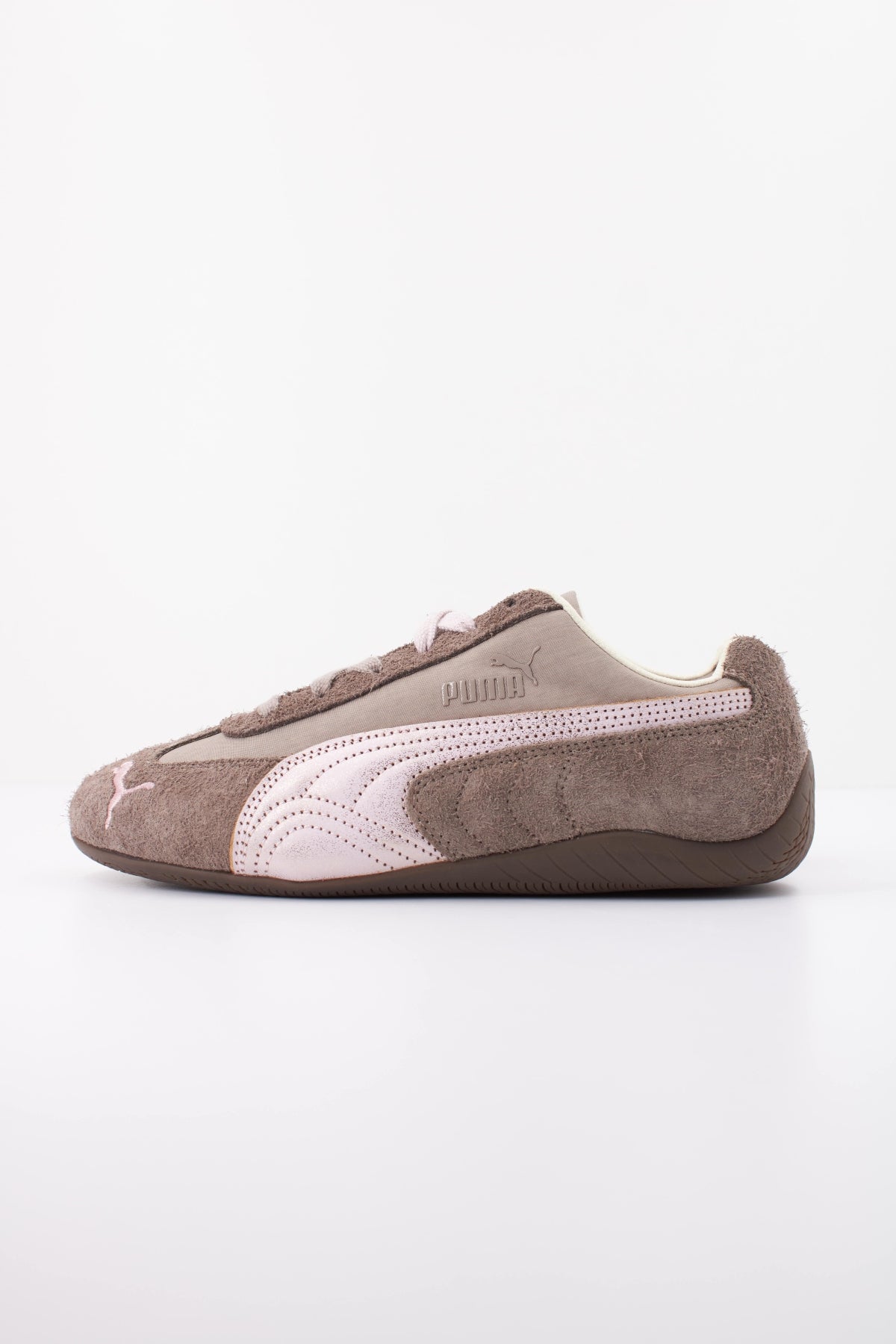 PUMA SPEEDCAT BRUSHED LUXE WNS en color GRIS  (1)