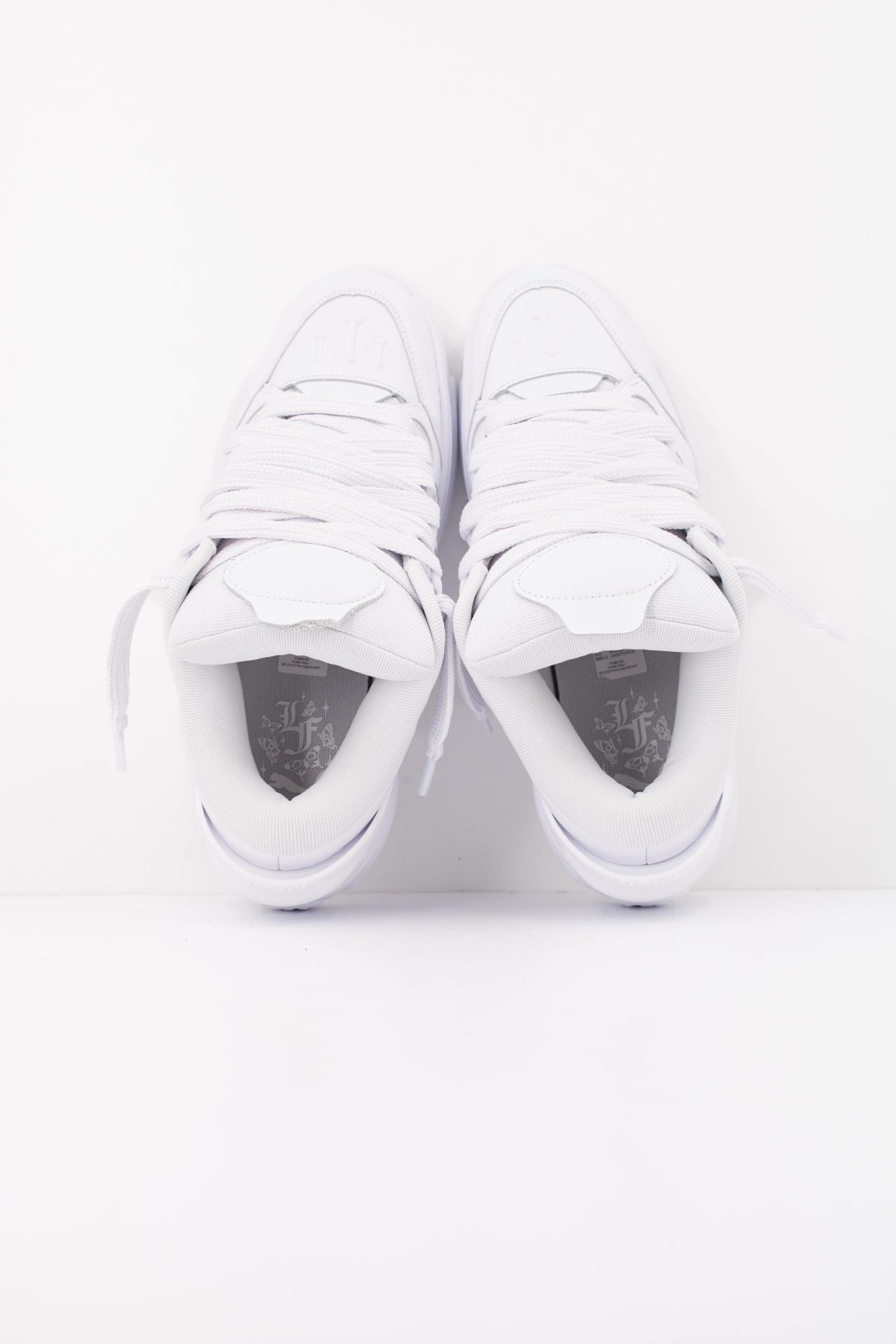 PUMA  en color BLANCO  (3)