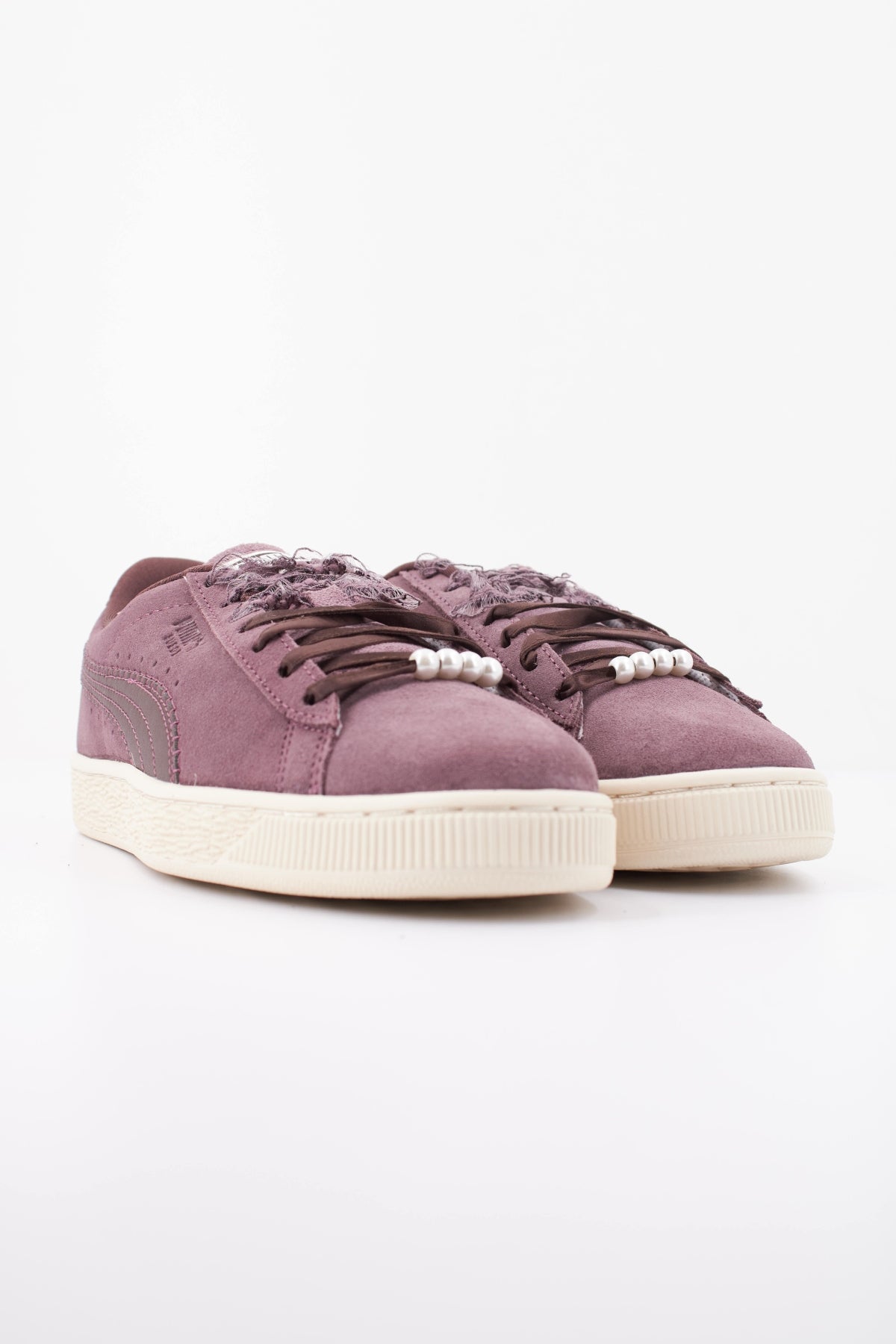 PUMA SUEDE BLOOM WNS en color VIOLETA  (2)