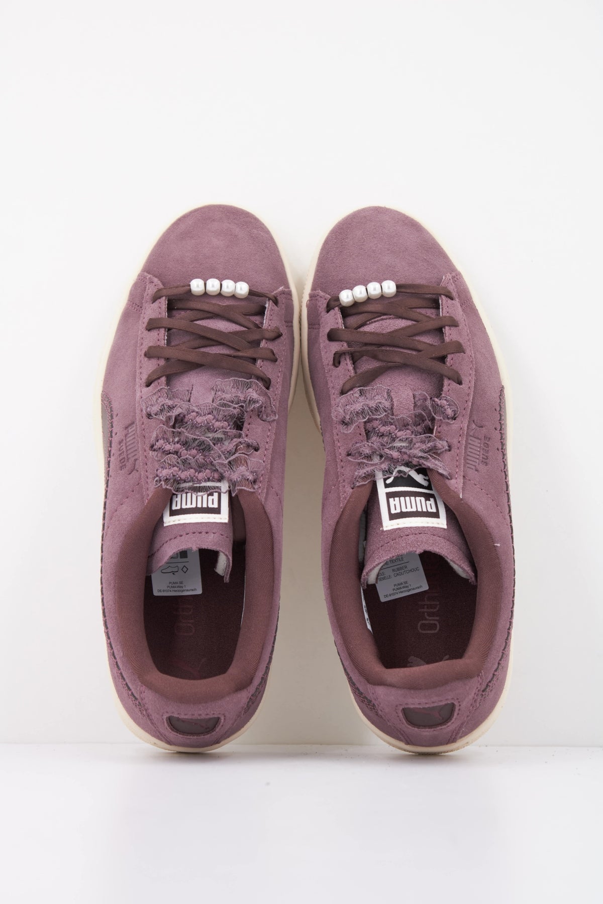 PUMA SUEDE BLOOM WNS en color VIOLETA  (3)