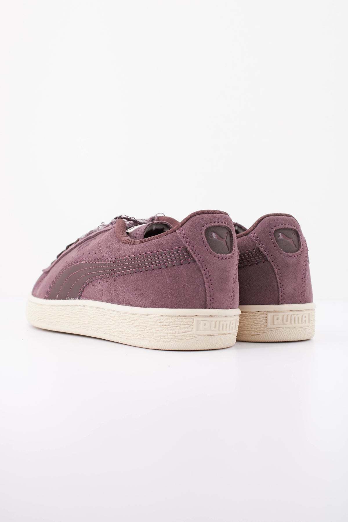 PUMA SUEDE BLOOM WNS en color VIOLETA  (4)