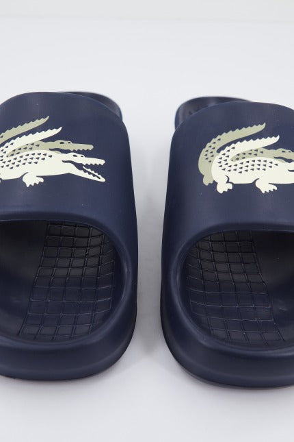 LACOSTE SERVE SLIDE .   CMA en color AZUL  (4)