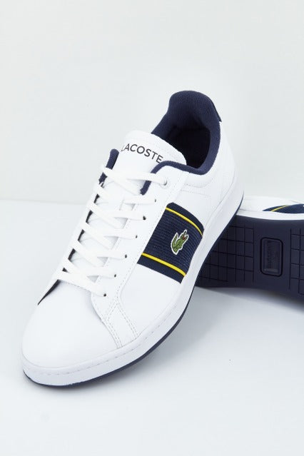 LACOSTE CARNABY PRO CGR  SMA en color BLANCO  (2)