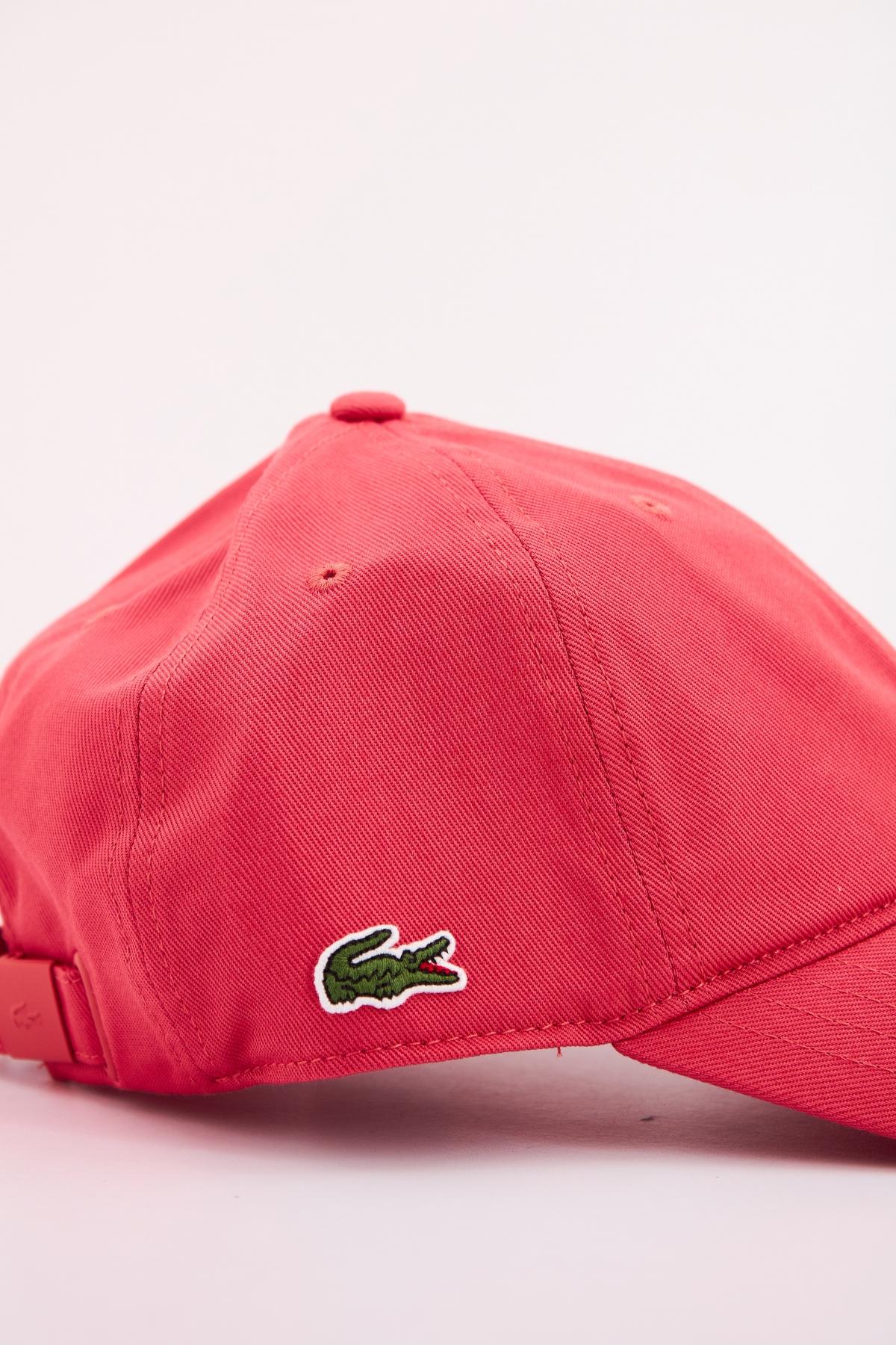LACOSTE ORGANIC COTTON TWILL CAP en color ROJO  (4)