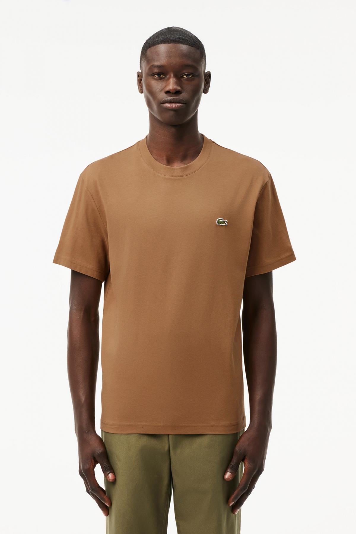 LACOSTE TH TEE-SHIRT en color MARRON  (1)