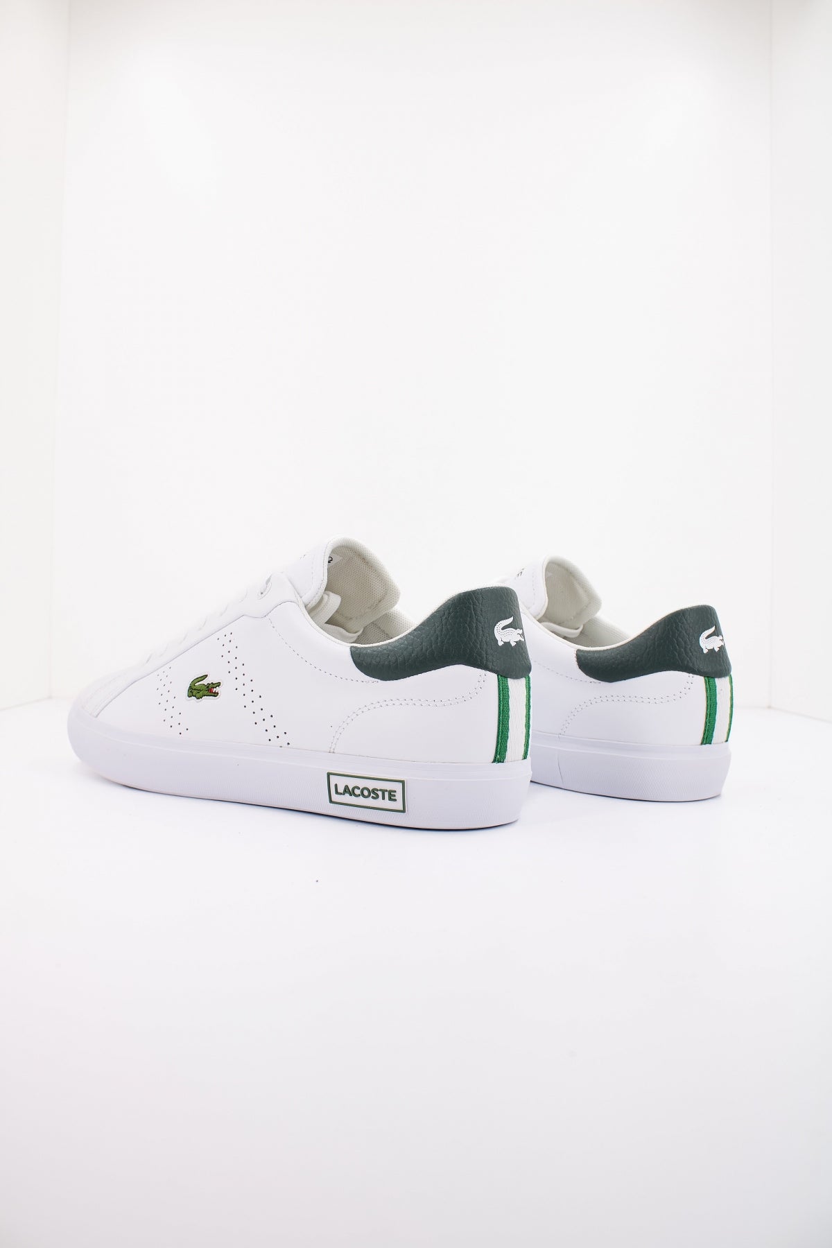 LACOSTE POWERCOURT . LEATHER en color BLANCO  (3)