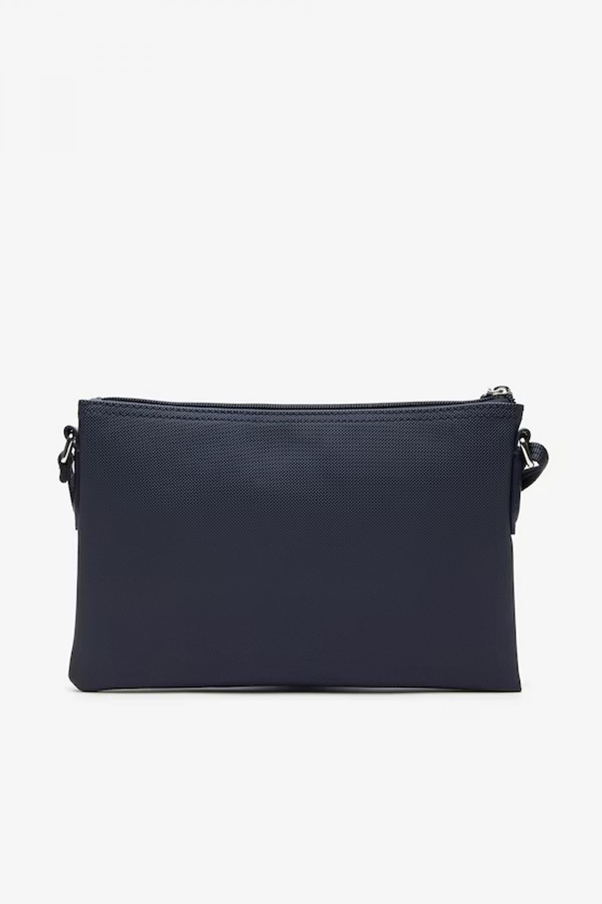 LACOSTE PIQUE SLIMLINE SATCHEL en color AZUL  (3)