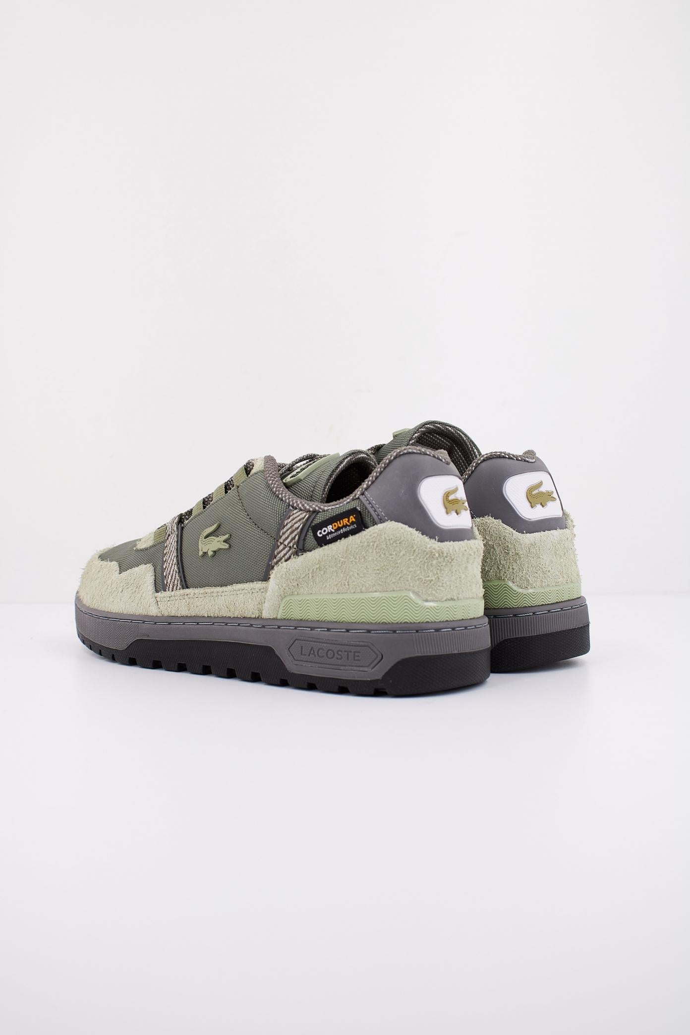 LACOSTE T-CLIP WINTER OUTDOOR en color VERDE  (4)