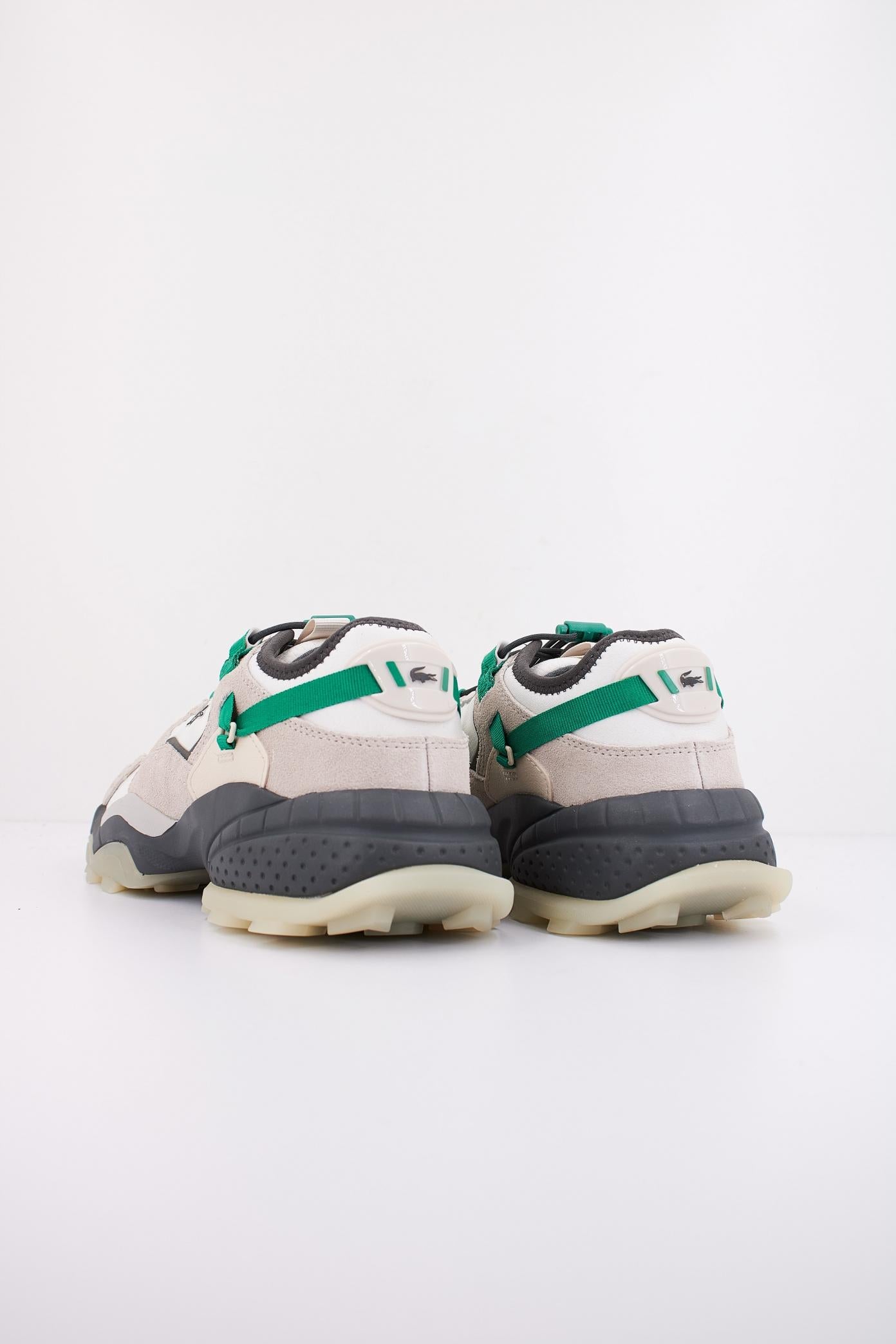 LACOSTE L-GUARD BREAKER OUTDOOR en color BEIS  (4)