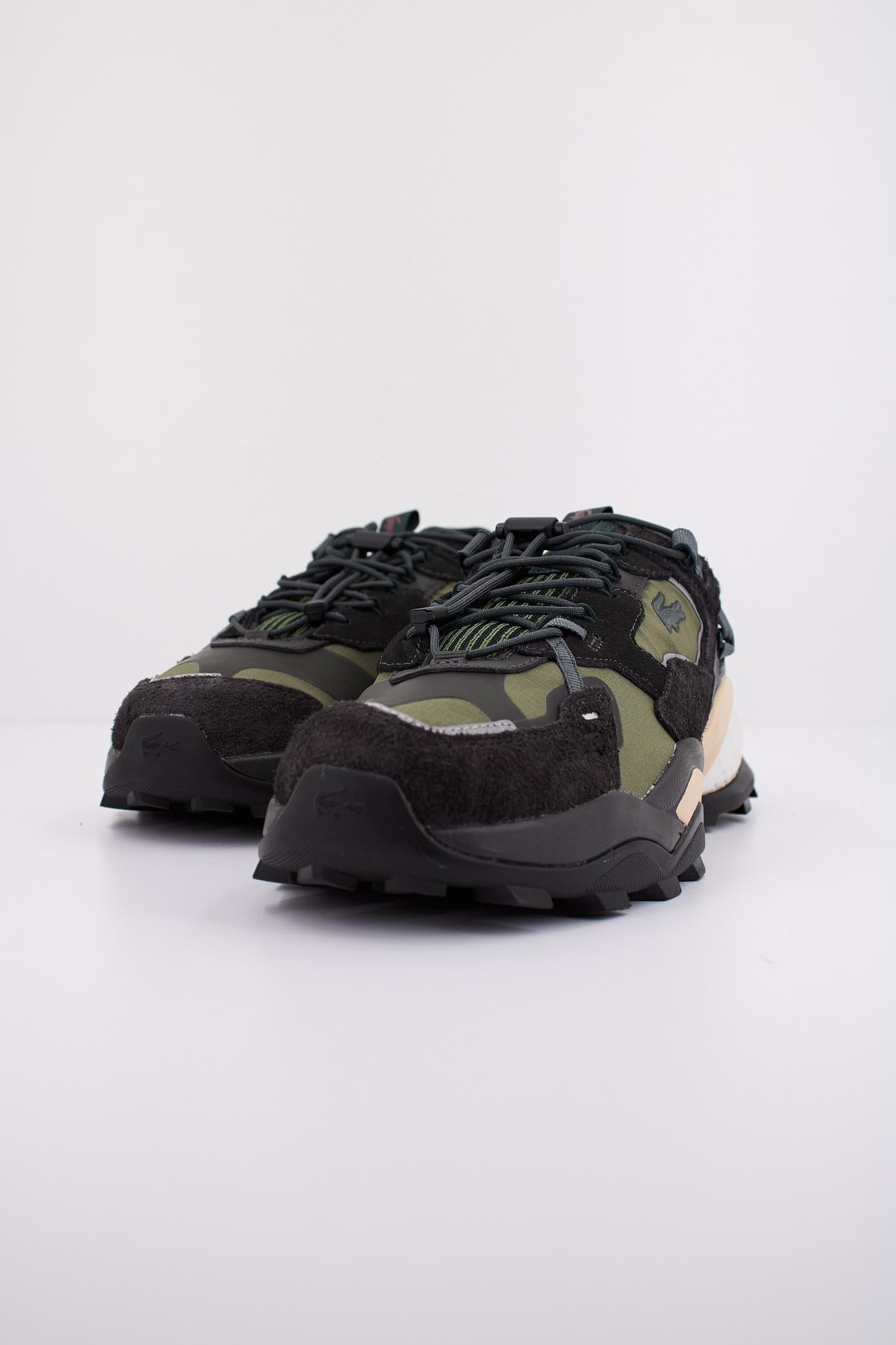 LACOSTE L-GUARD BREAKER OUTDOOR en color VERDE  (2)