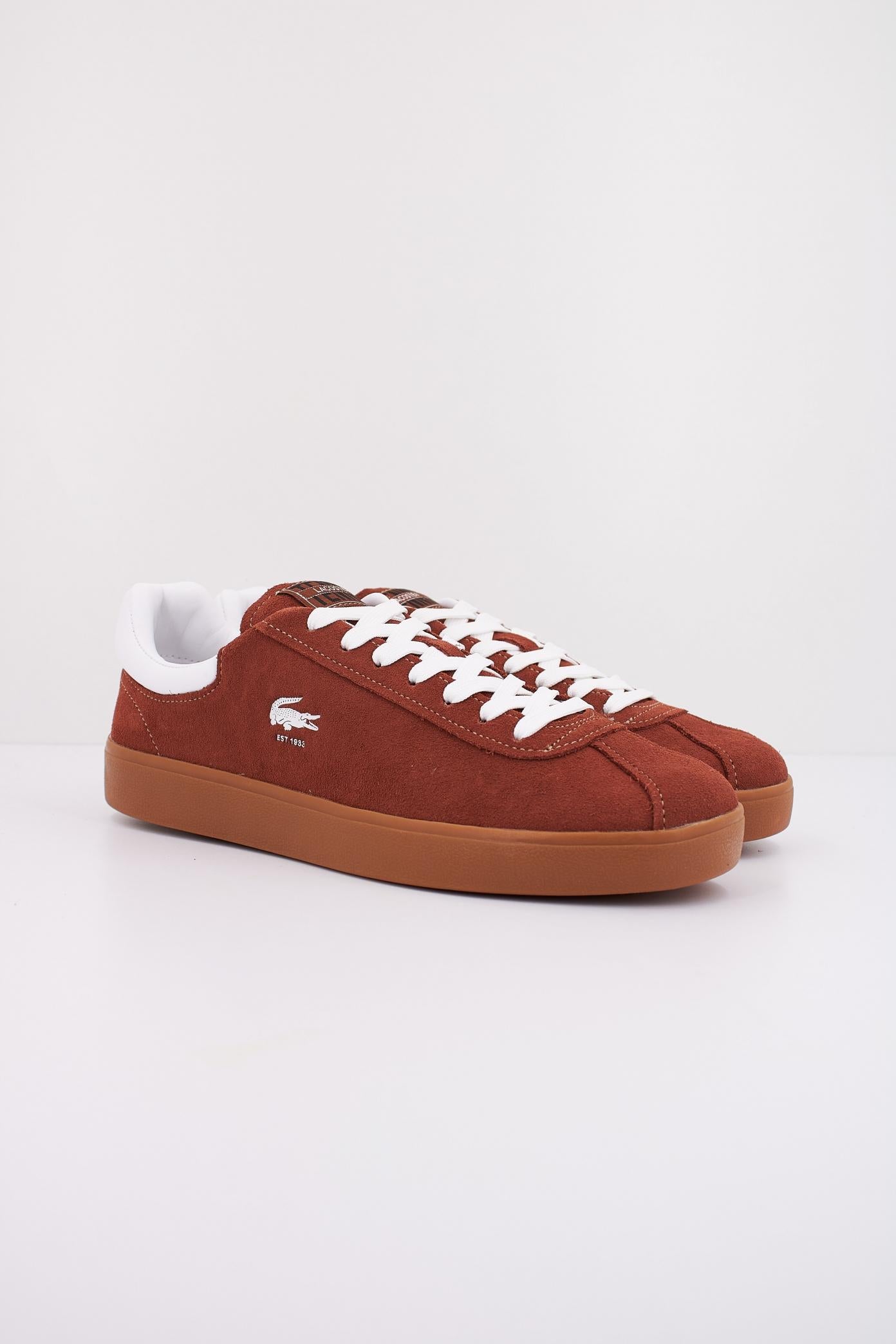 LACOSTE BASESHOT en color MARRON  (2)