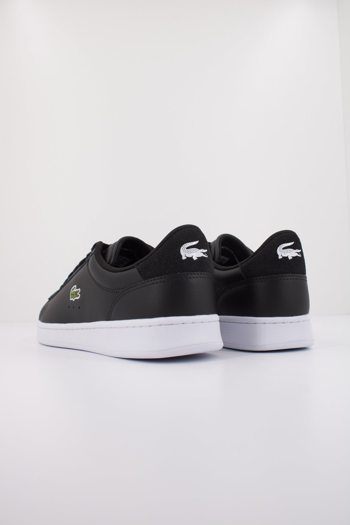 LACOSTE  MEN'S CARNABY SET SNEAKER en color NEGRO  (4)