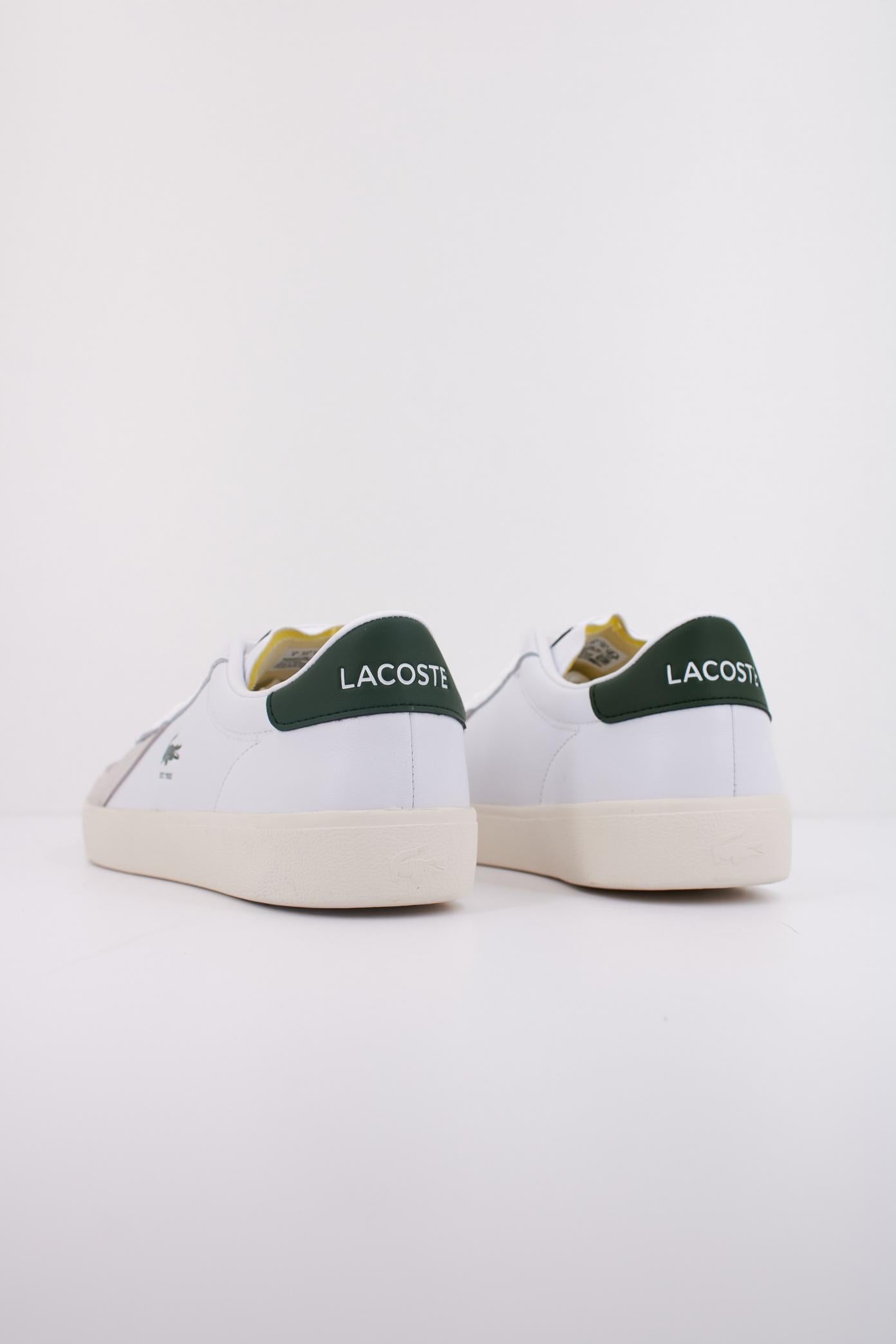 LACOSTE BASESHOT PRO en color BLANCO  (4)