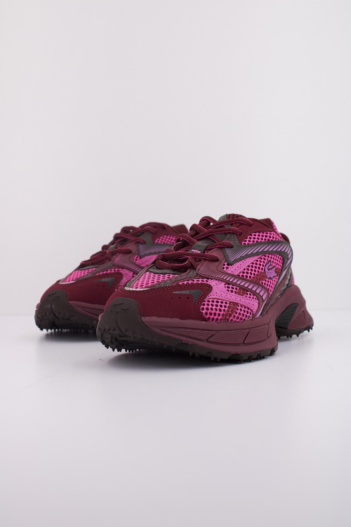 LACOSTE L NEO SHOT en color BURDEOS  (2)