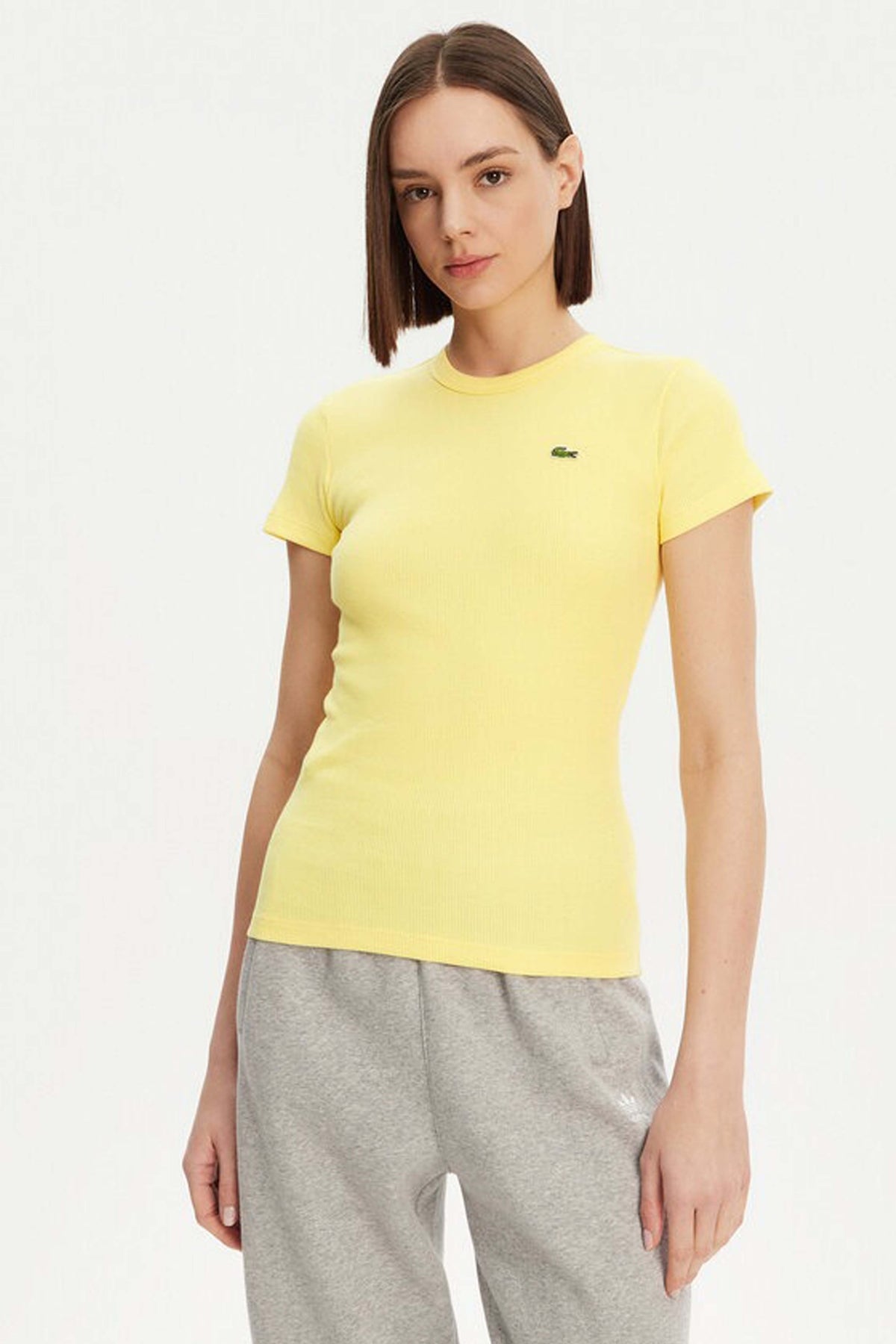 LACOSTE SLIM FIT RIBBED COTTON T-SHIRT en color AMARILLO  (3)