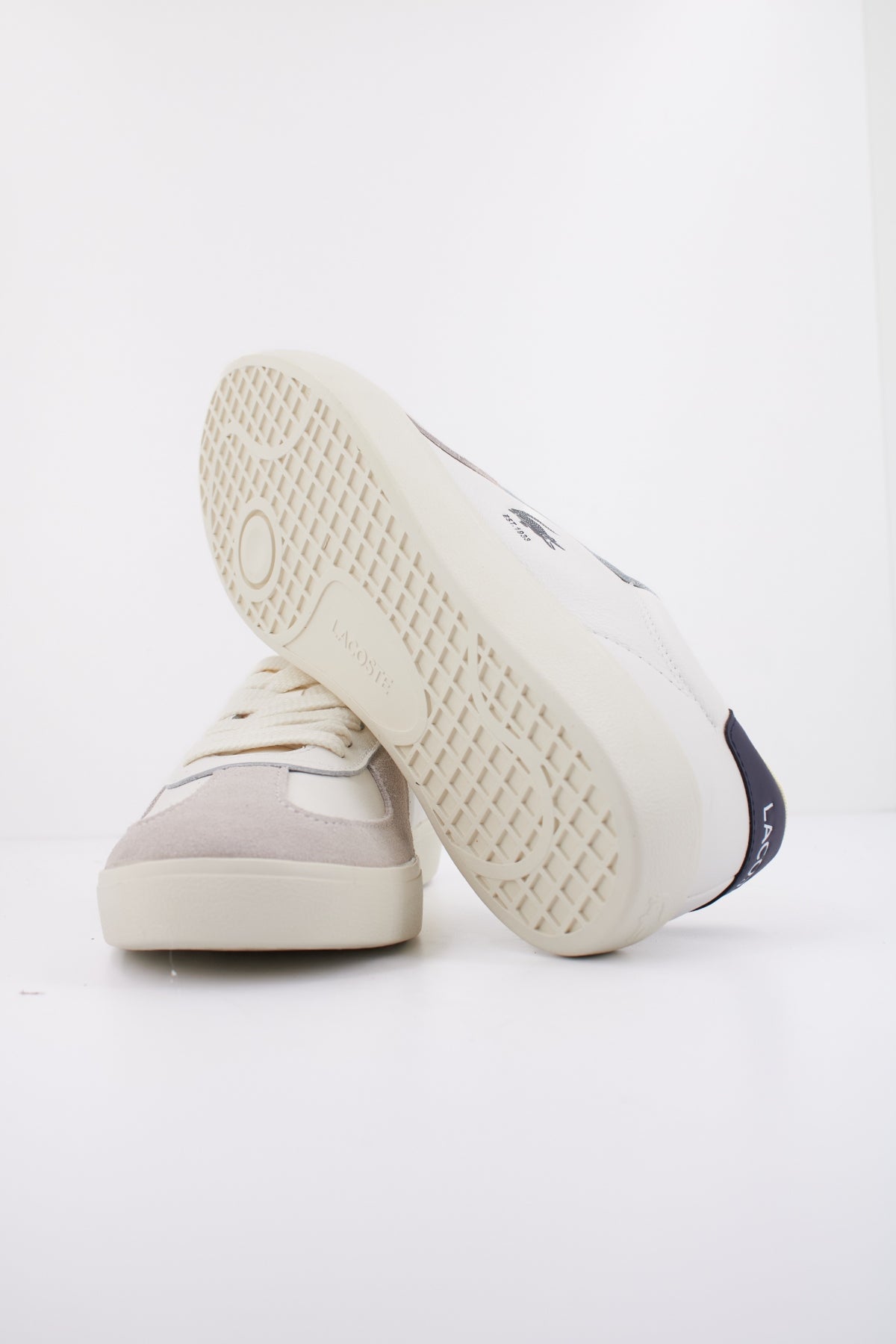 LACOSTE BASESHOT PRO SNEAKE en color BLANCO  (5)